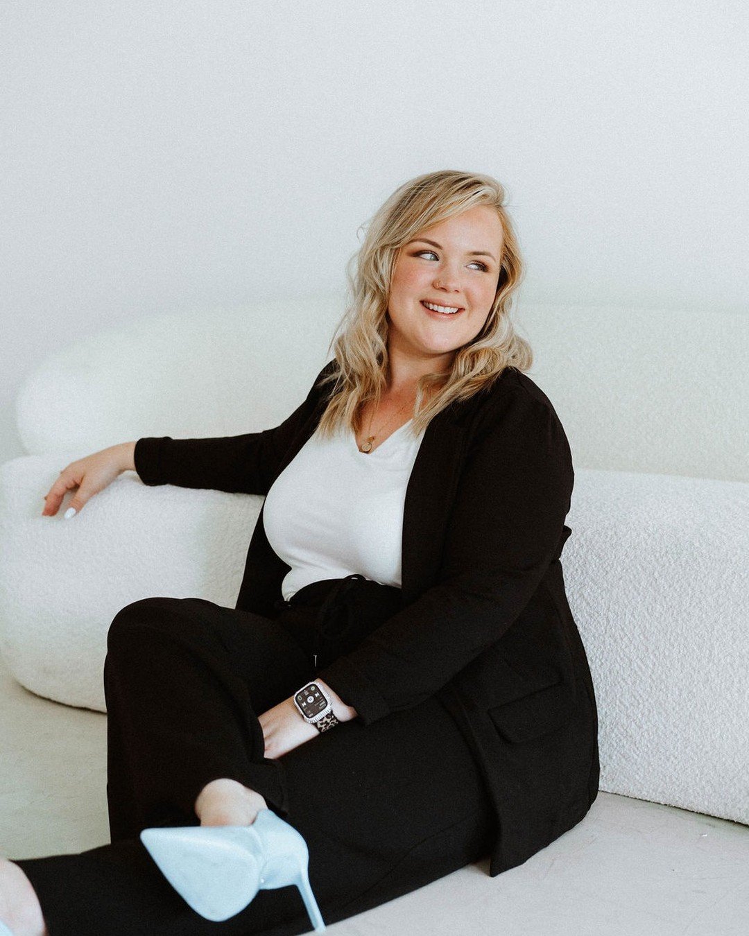 Hi Friends! 

I was planning on writing a super long intro about myself, but I decided to make this short and sweet. 😘 I'll be adding a blog post or send it as a newsletter! Keep an eye out for that! 

So, here we go...

Hi everyone! My name is Rebe