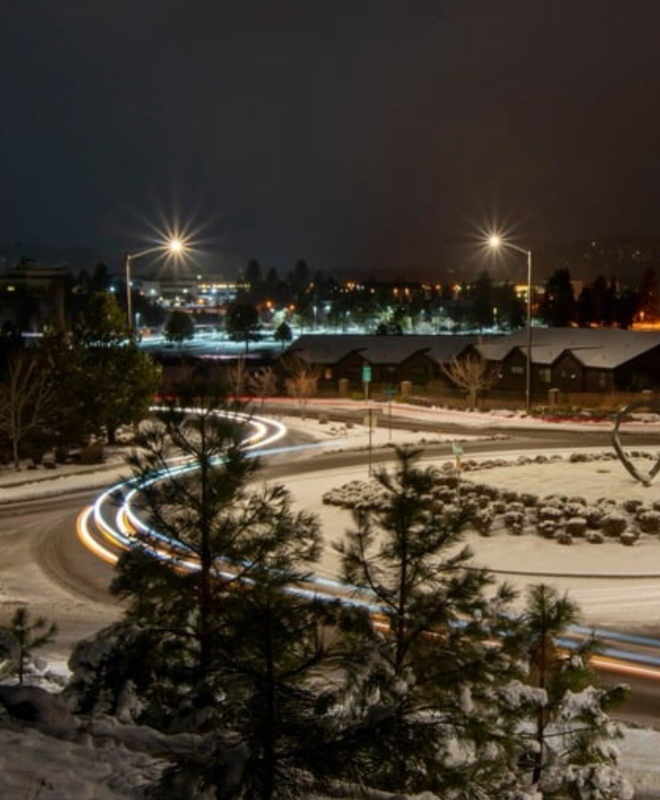 There&rsquo;s something about a little snow around our home base in Central Oregon that just makes the week feel more magical. ❄️ 

📸 : @russrowephotography