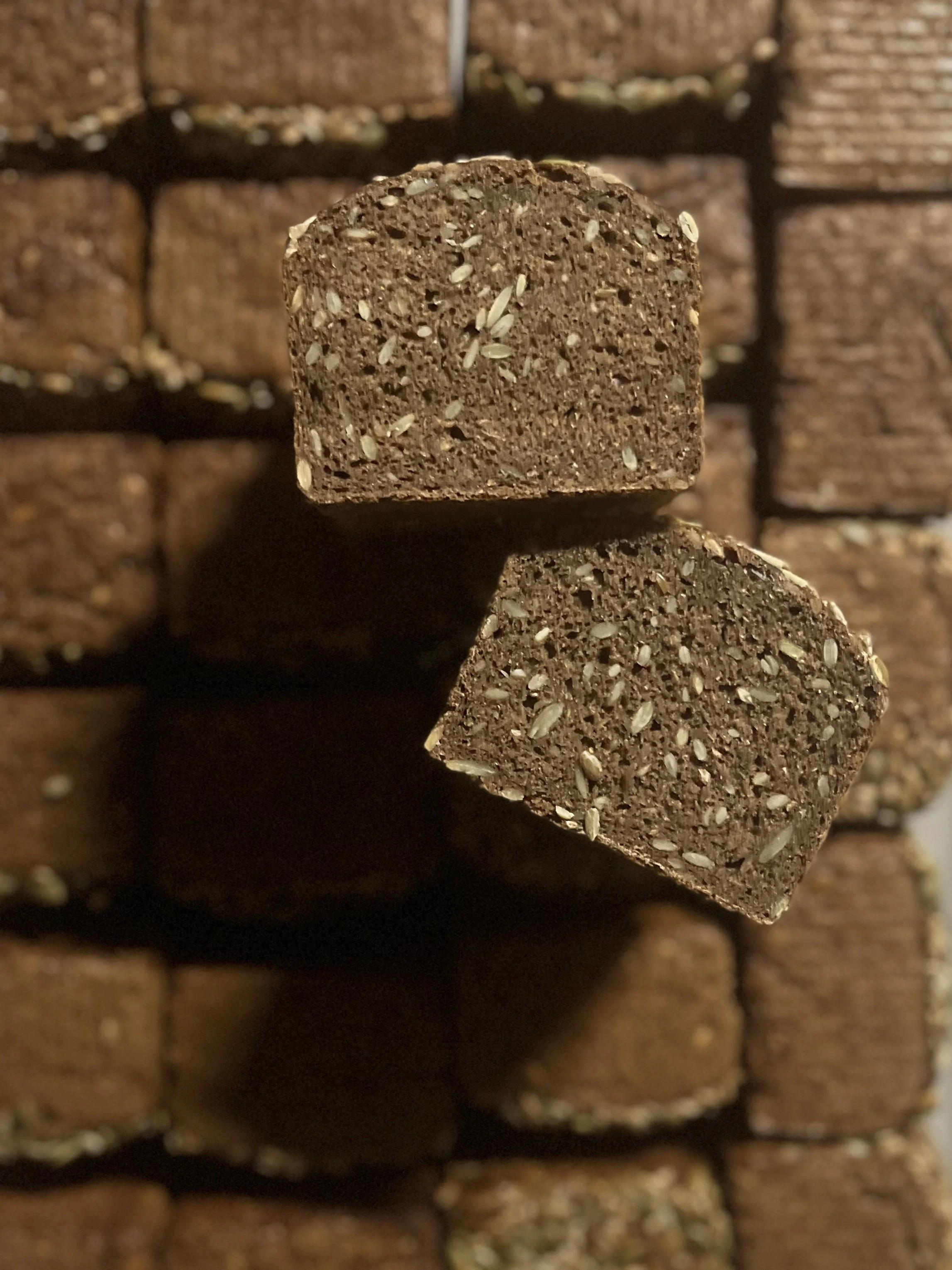 Seedy Danish Rugbrød