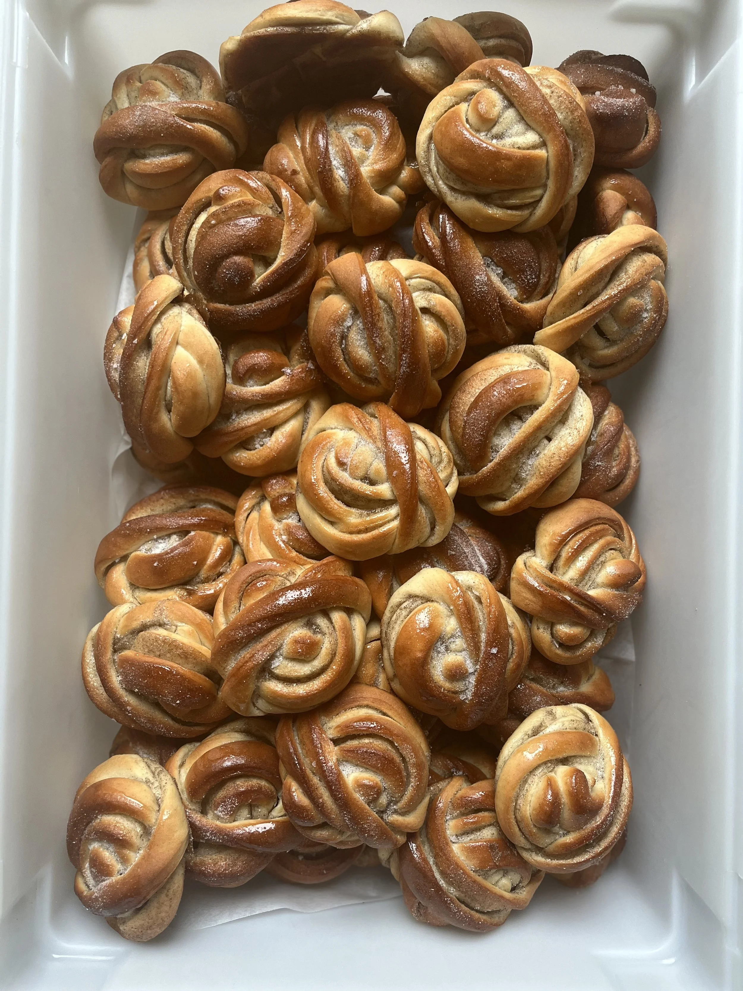Assorted Holiday Bun Pack