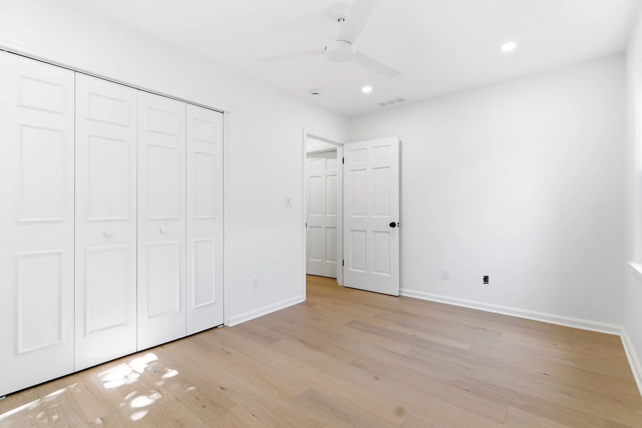 8618 Nottingham Pkwy-52.jpg