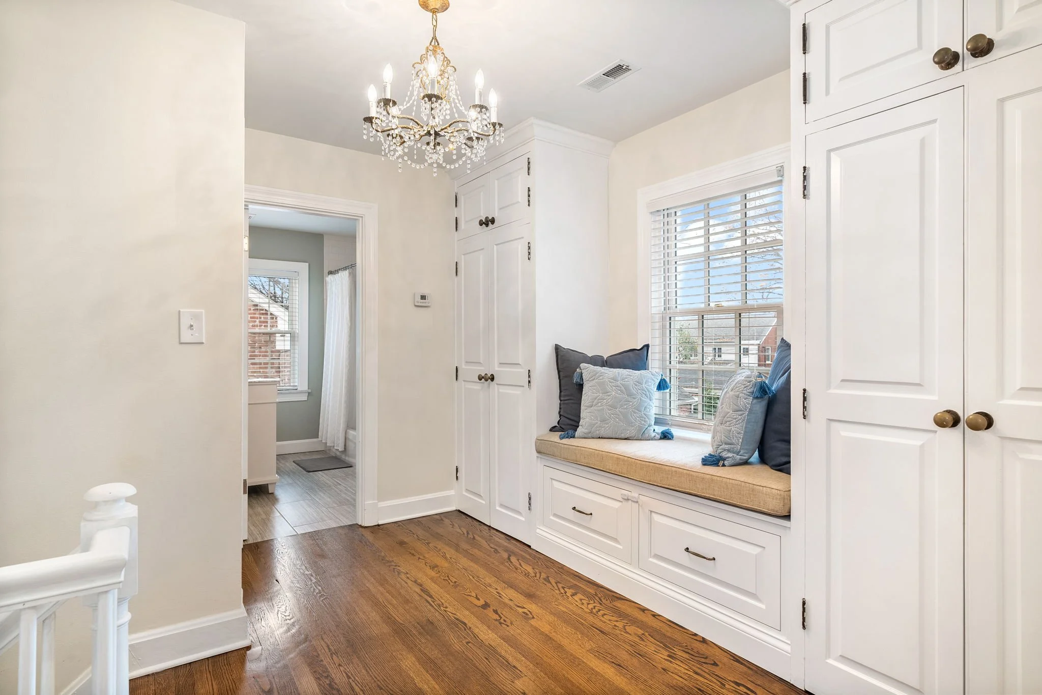 404 Browns Ln-47.jpg