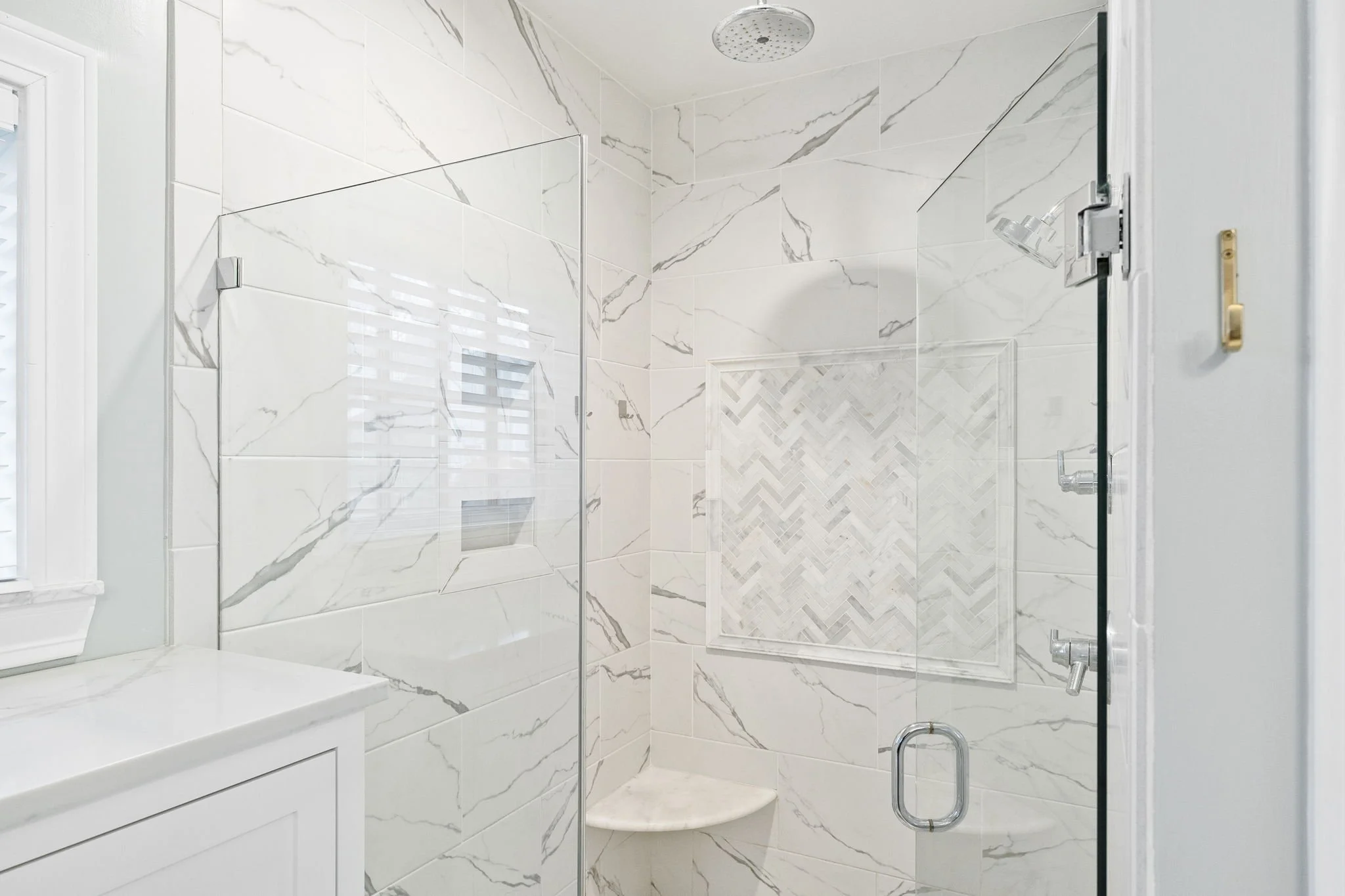 404 Browns Ln-40.jpg