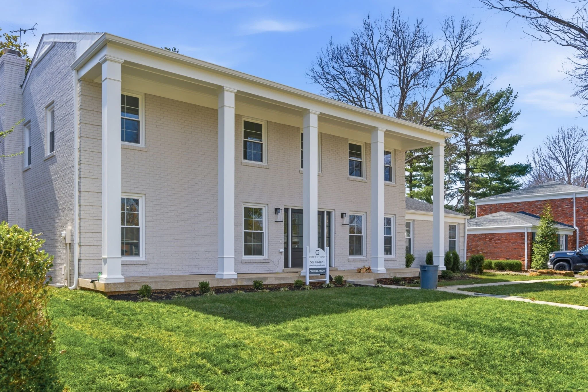 8618 Nottingham Pkwy-02.jpg