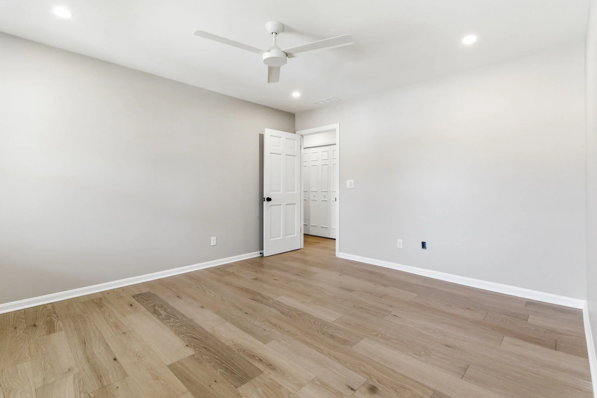 8618 Nottingham Pkwy-50.jpg