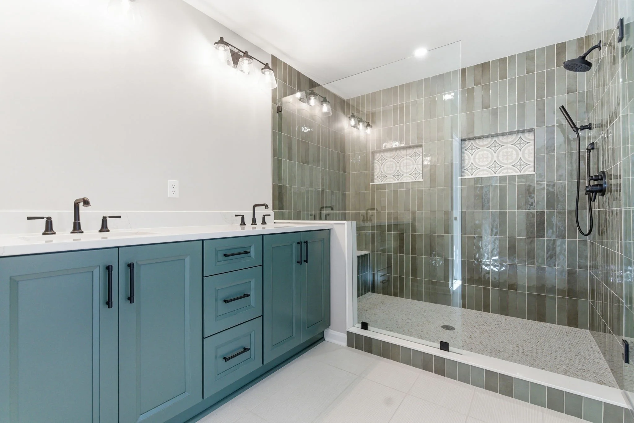 8618 Nottingham Pkwy-36.jpg