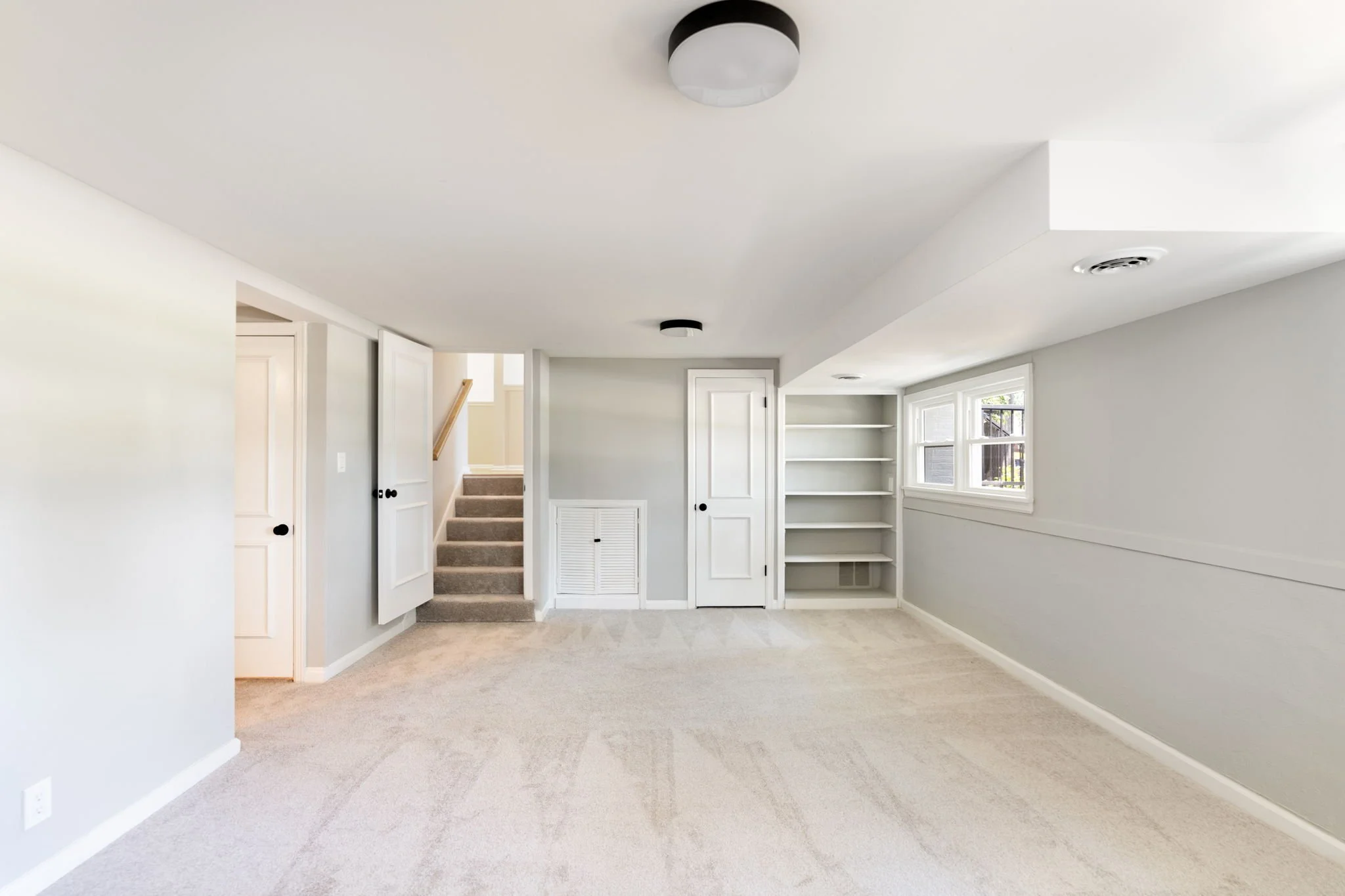 1606 Vivian Ln-42.jpg