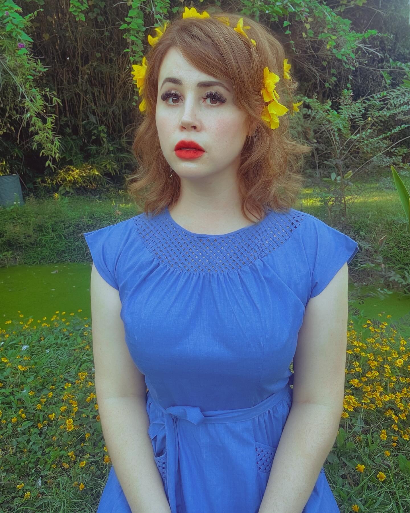 You get to decide what happens in your story. Choose your own adventure. ✌🏻🍄🌈

.
.
.
.
.
.
.
.
#yellowflowers #vintage #1940sdress #righton #hippie #flowerchild #heal #psychadelic #travel #hippie #yoga #meditation #rachaelretrohippie