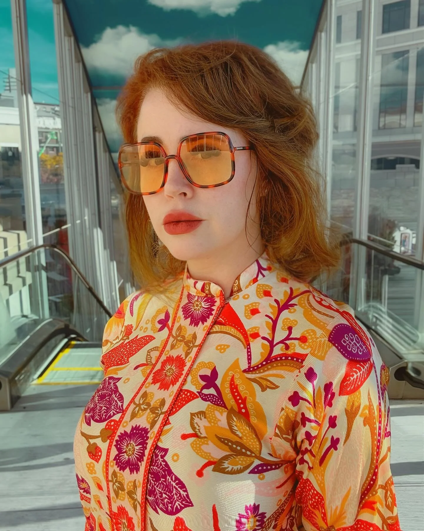 Give yourself permission to be who you want to be. Give yourself permission to do what you want to do. 
✌🏻🍄🌈
.
.
.
.
.
.
.
.
#youareworthy #1970svintage #retreatyourself #saltlakecityutah