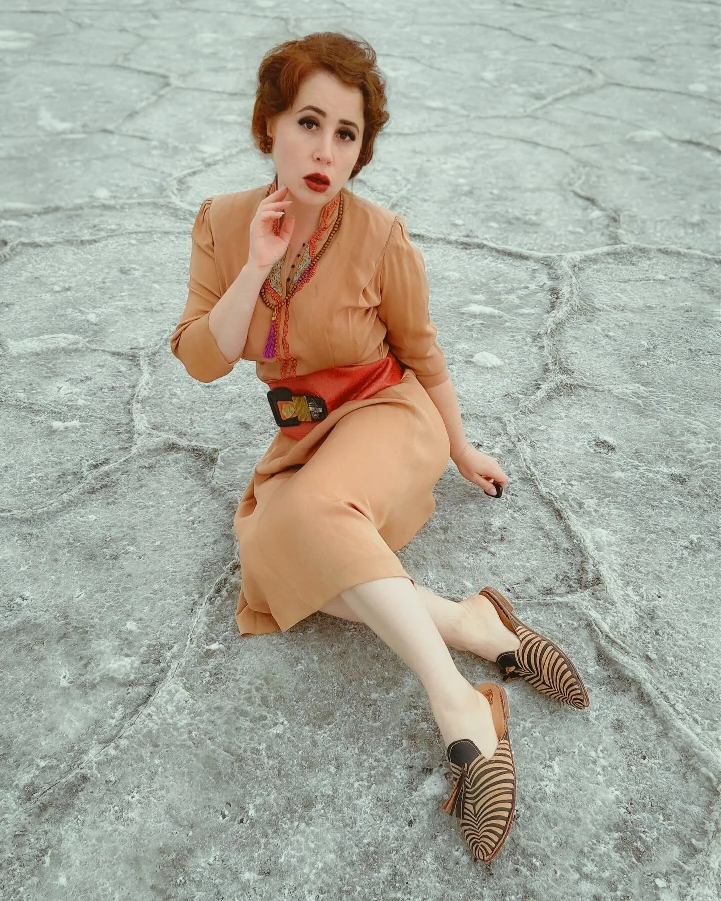 1940s dress with 1980s belt And 1920s hair. Mixing and matching eras for a modern hippie look is my favorite! Also&hellip;I&rsquo;m sitting on salt. What&rsquo;s your favorite era? 
✌🏻🍄🌈
.
.
.
.
.
.
.
.
.