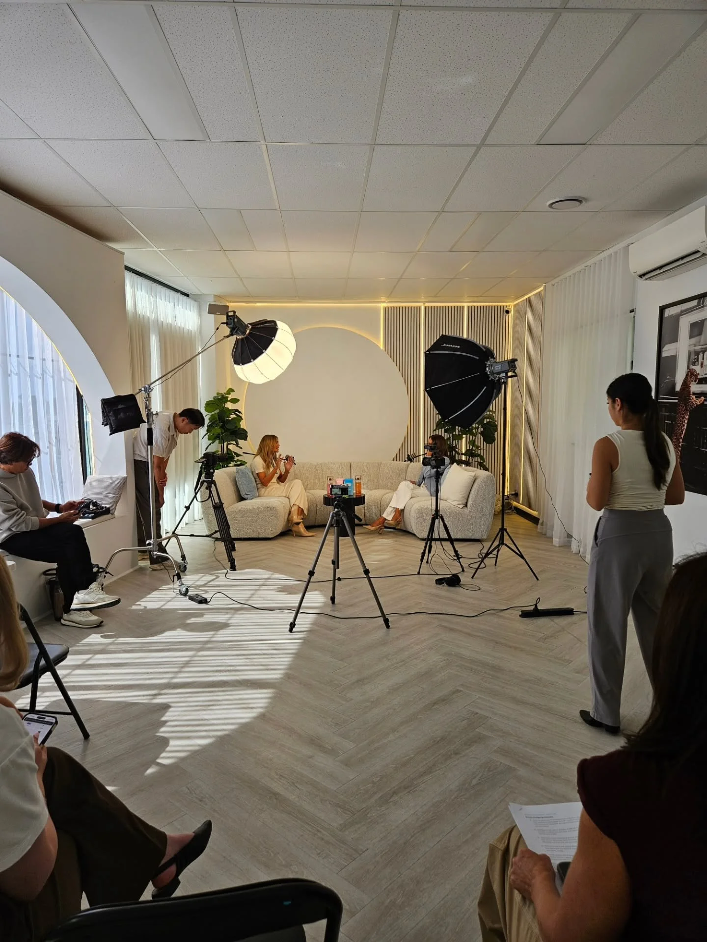 Light's, camera, action! Did you know Rozay Studio is equipped with a professional podcast setup? We can take care of everything from furniture, lighting, audio, video and much more!