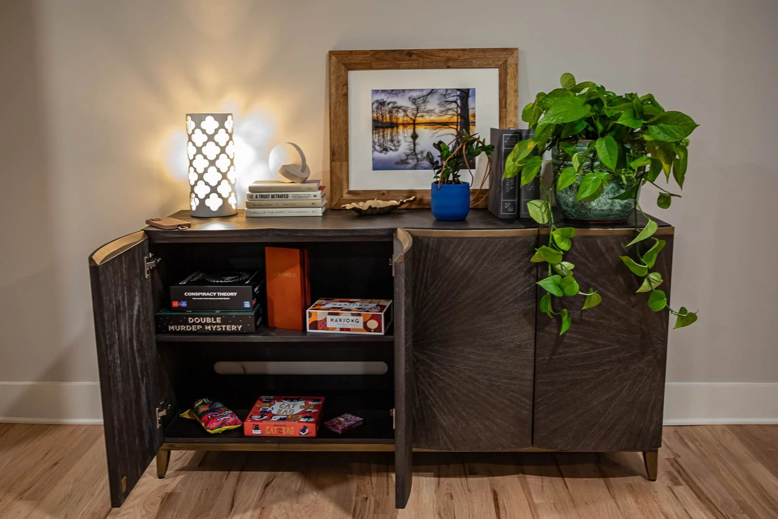 Board games and amenities for the putting green in the backyard can be found here. Enjoy a game night from our comfy couches or enjoy the fresh air on our back patio. 