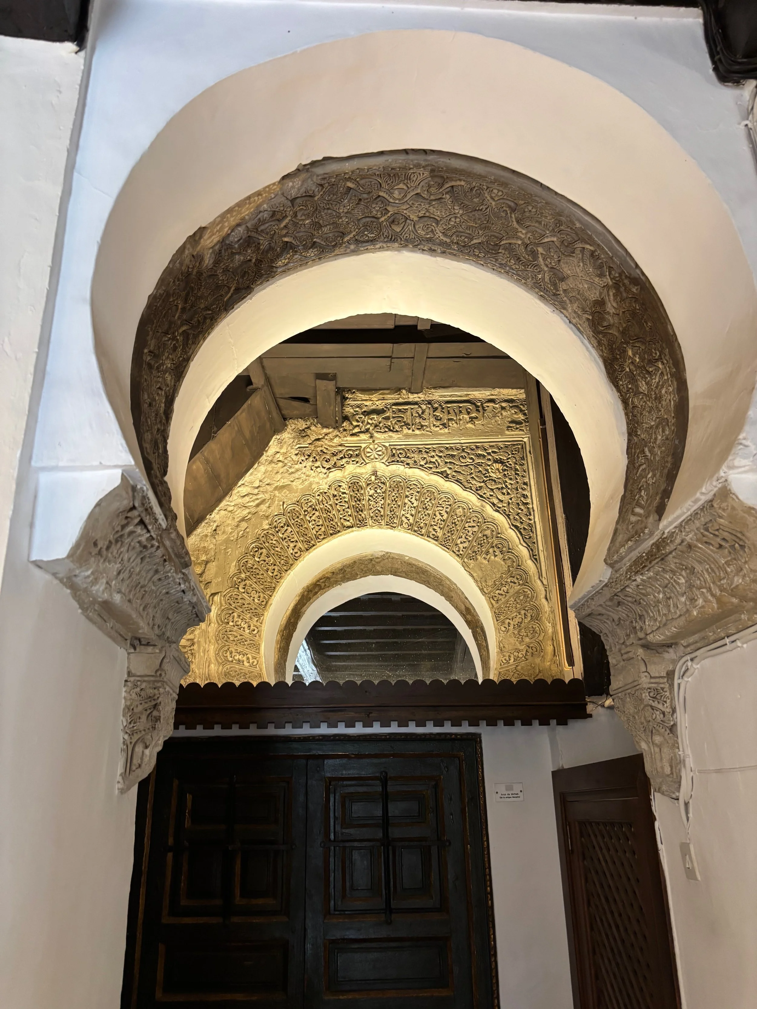 Qibla in Church of Santa Maria La Mayor
