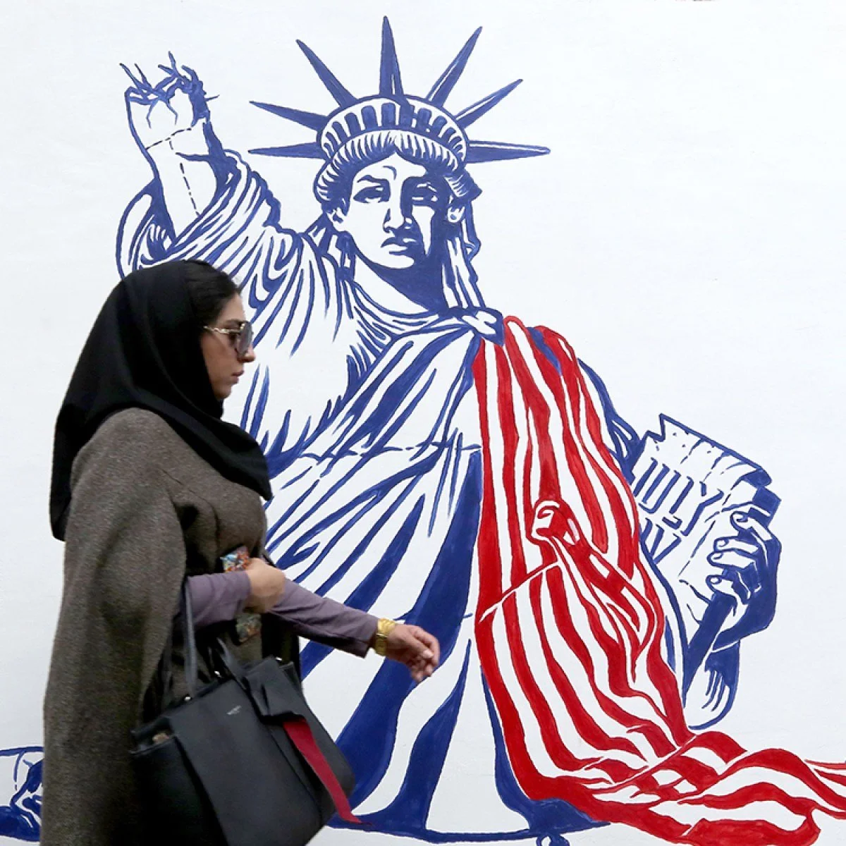 Historical Amnesia vs. Collective Memory