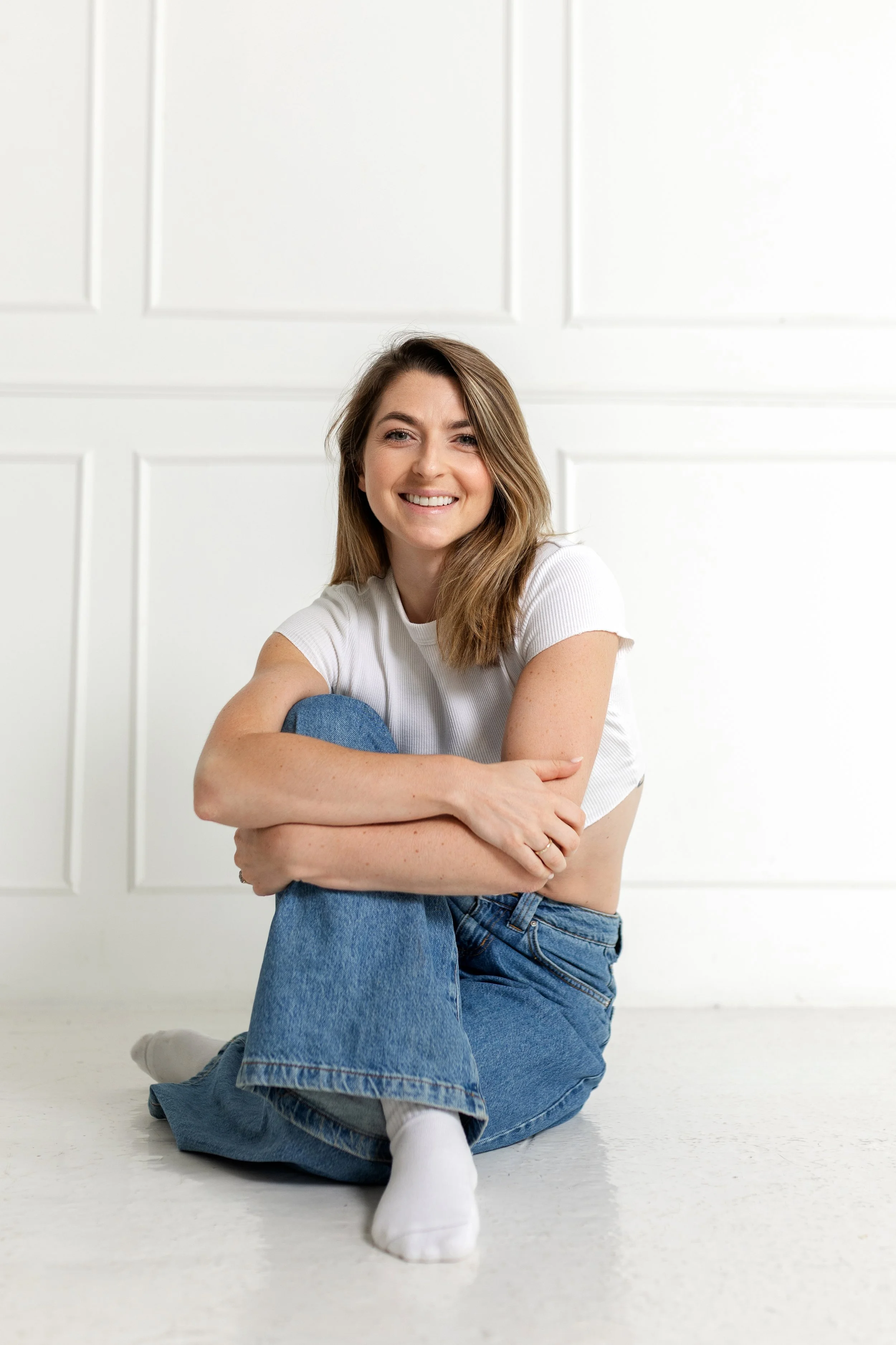Why fat loss feels harder when you're 5'4 and under (and the exact method that works)