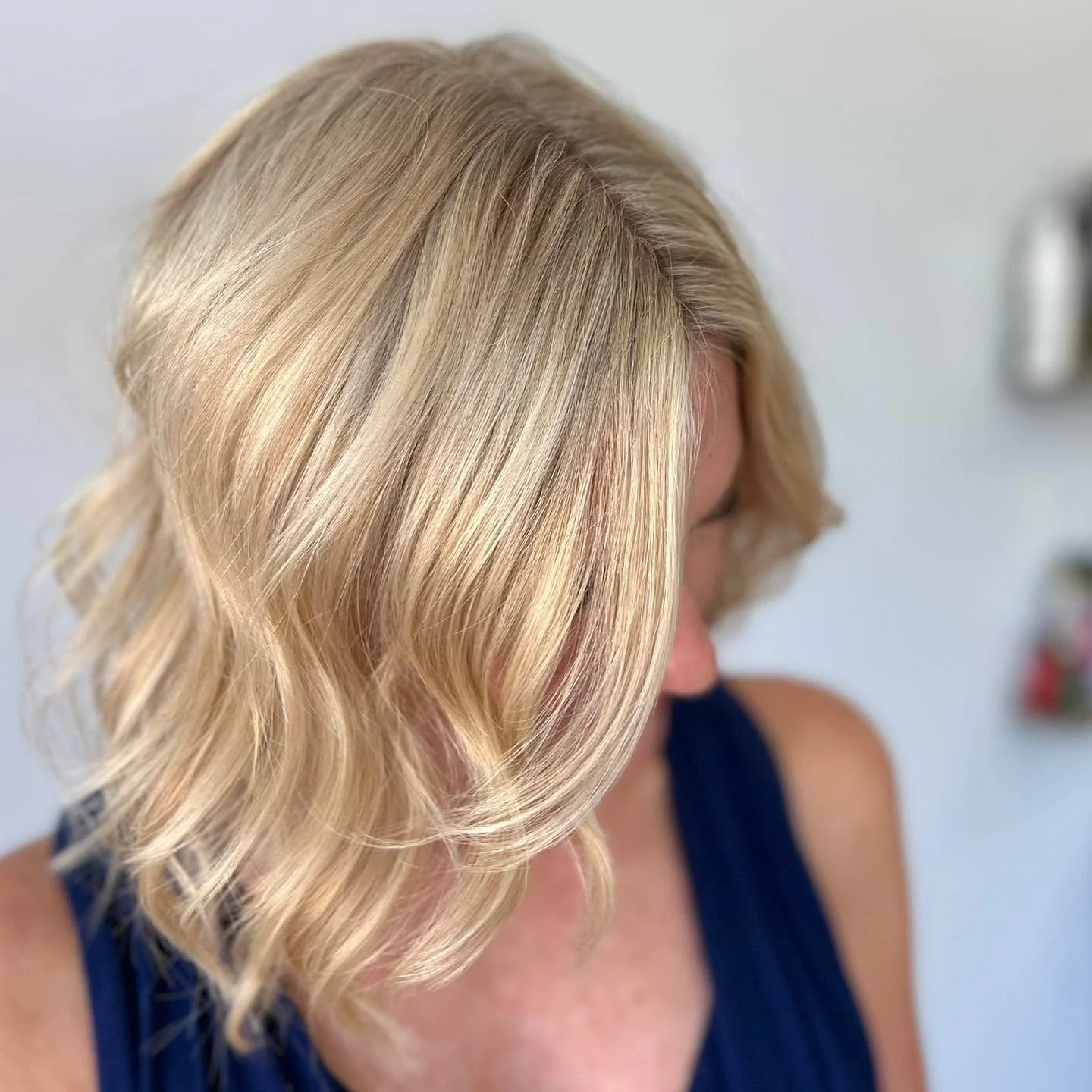 Got to use some new tricks I learned from hairbywillow today using davinescolor! My lovely guest and I both are obsessed with the results. 

Thank you, Willow! ❤️