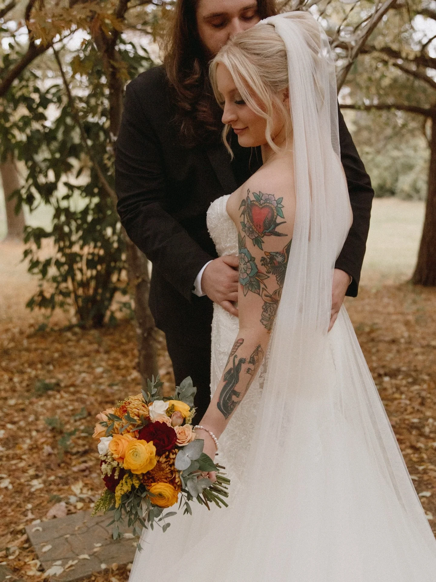 1 year of marriage and 5 years together, happy (almost) anniversary to the love of my life! Here are some wedding photos I never got around to sharing but absolutely love. I love you shawty!!!

📸 @graemariephoto