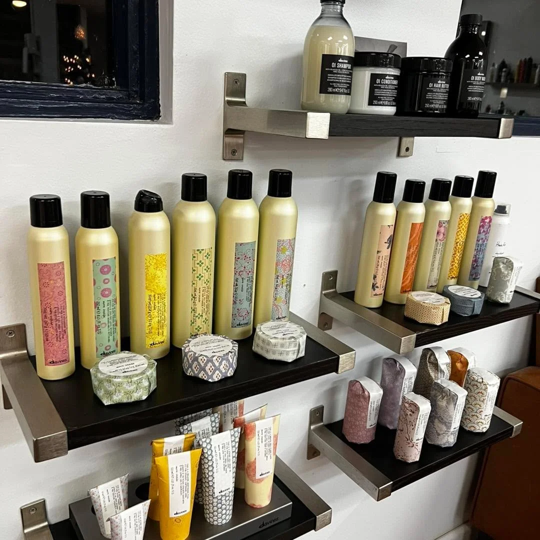 ⭐️ Holiday deal alert! ⭐️
For every $50 spent, receive a complimentary Oi travel size gift with purchase! 

Options include shampoo, conditioner, milk, or souffl&eacute;!

Treat yourself to fabulous hair this holiday season 🎄🥰