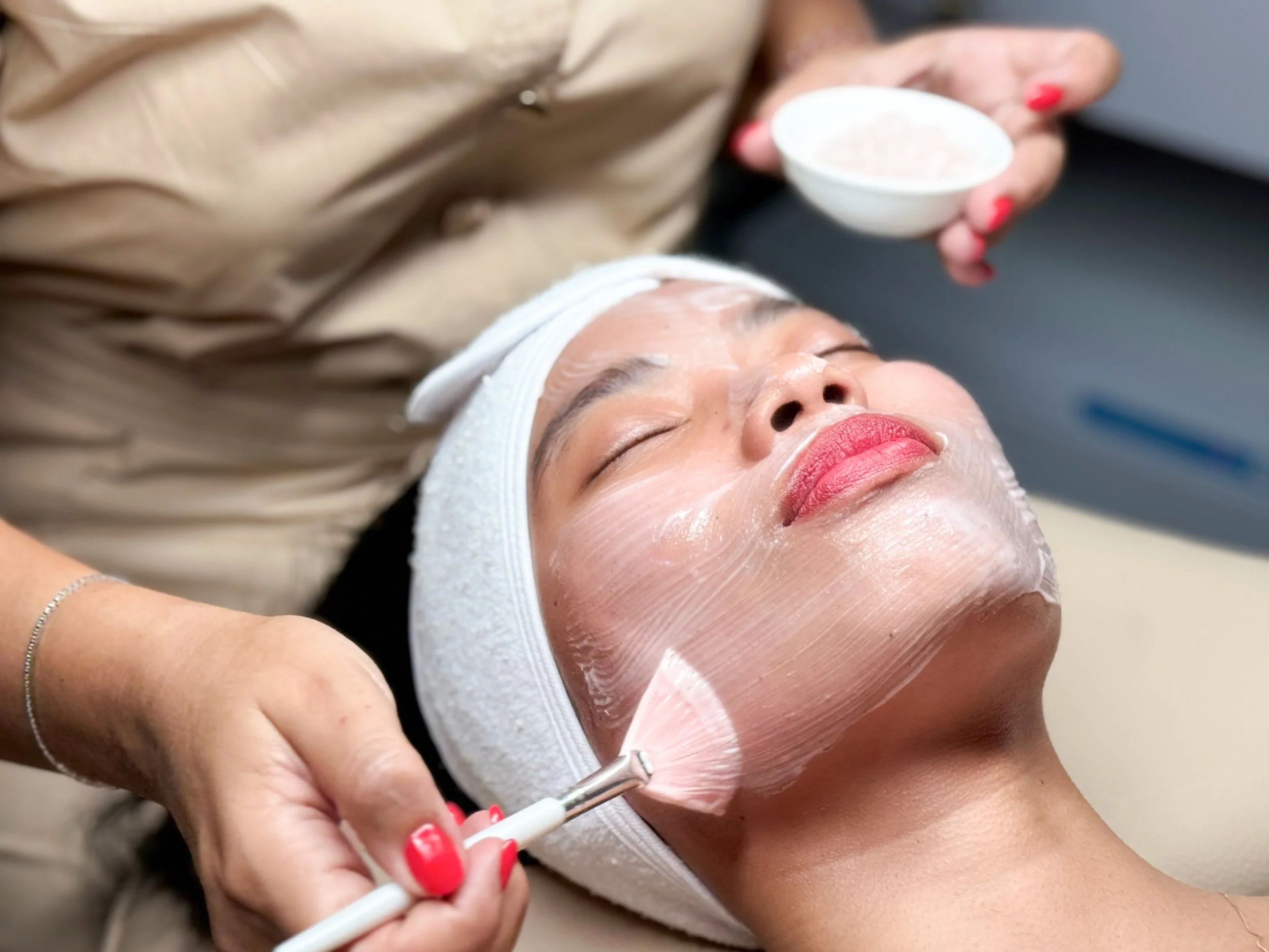 Hydrating facial treatment at Mandala Skin by Claudia on Macleay Island, featuring mask application and LED therapy for smooth, radiant skin.