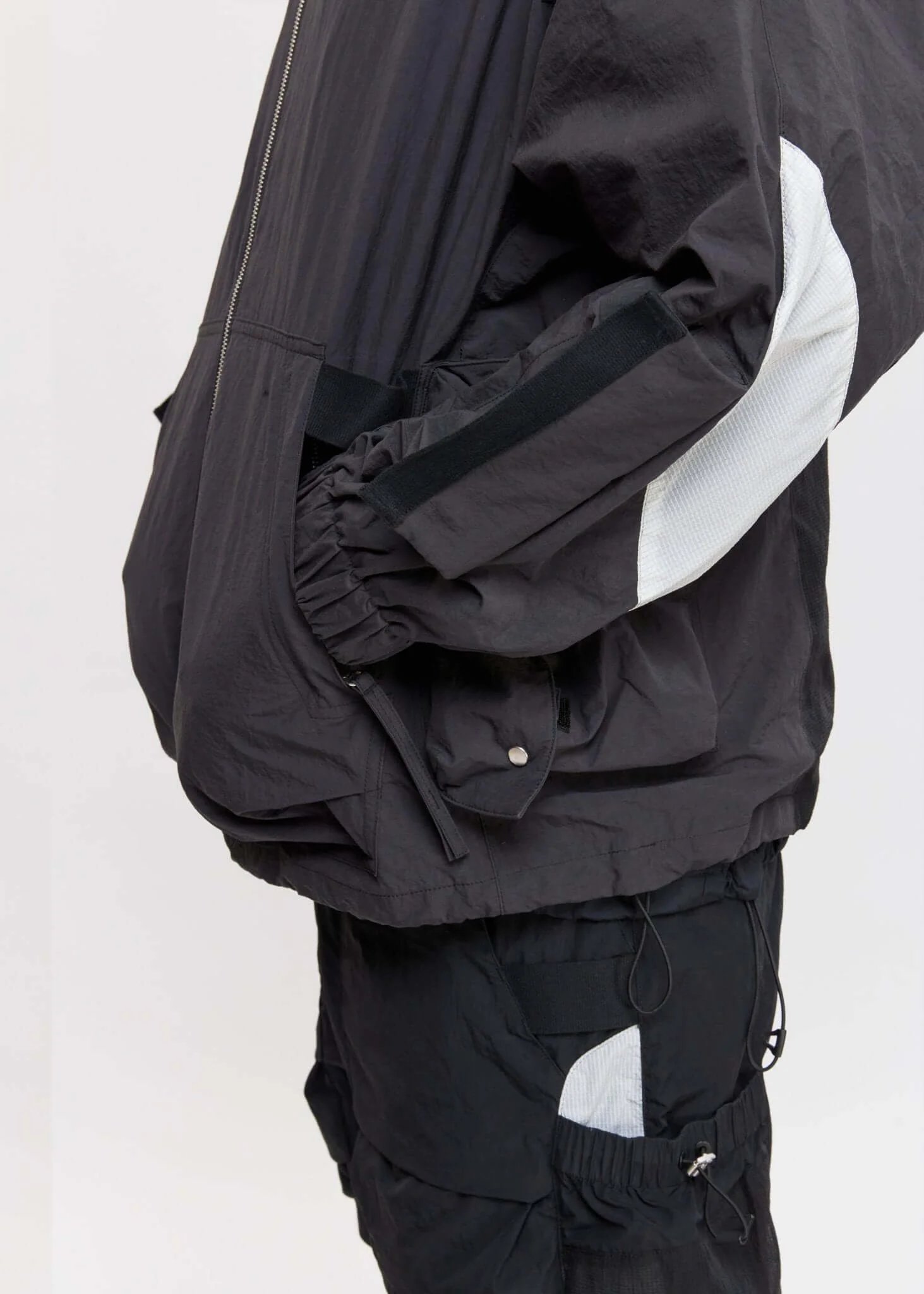 jerkin-load-carrying-parka-697622_2000x.jpeg