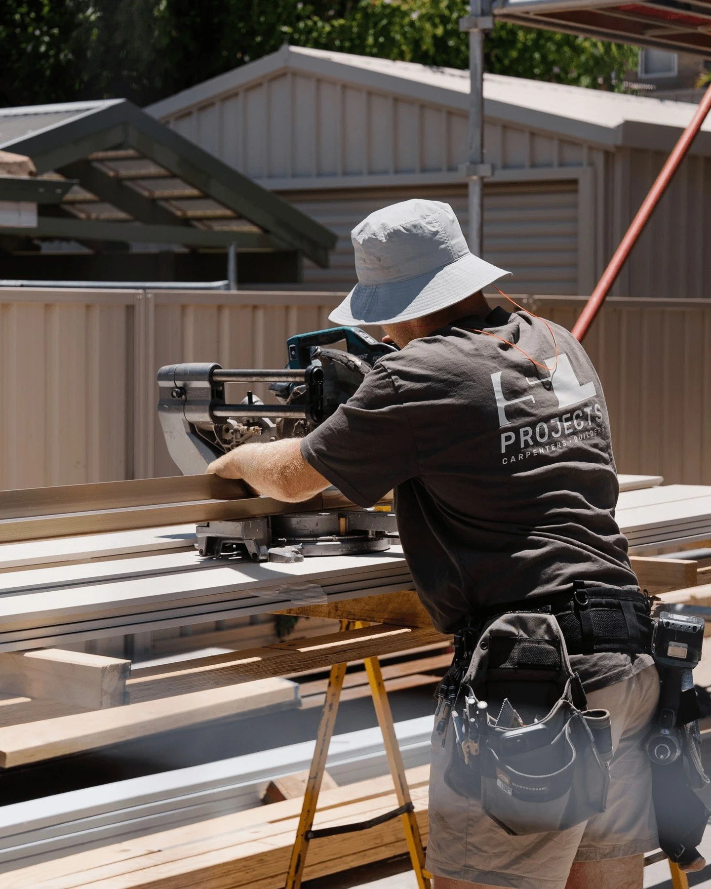 Oniste.
Hillarys project - Cladding