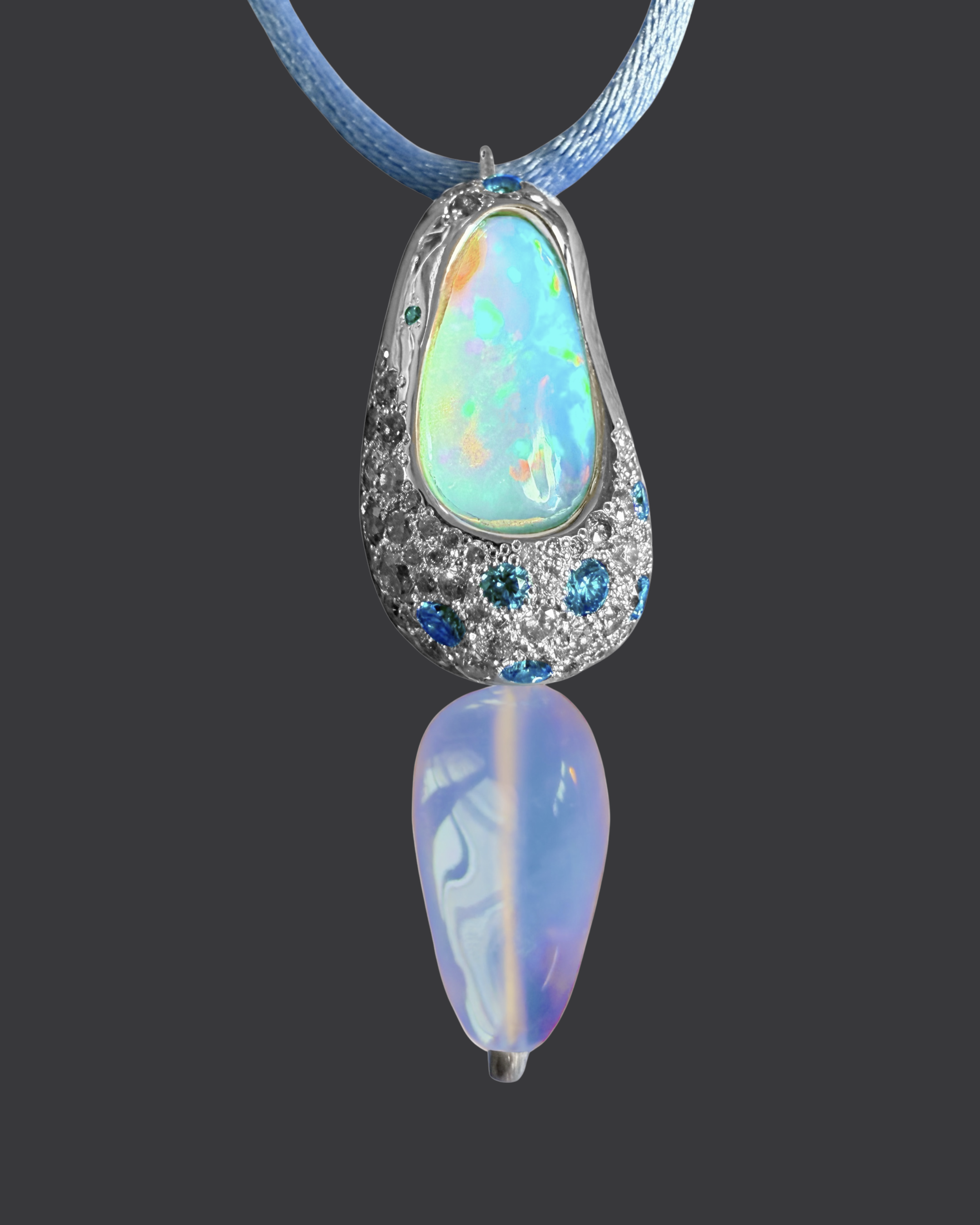 Collier GALETS Opale Ecume Précieuse et Pierre Roulée