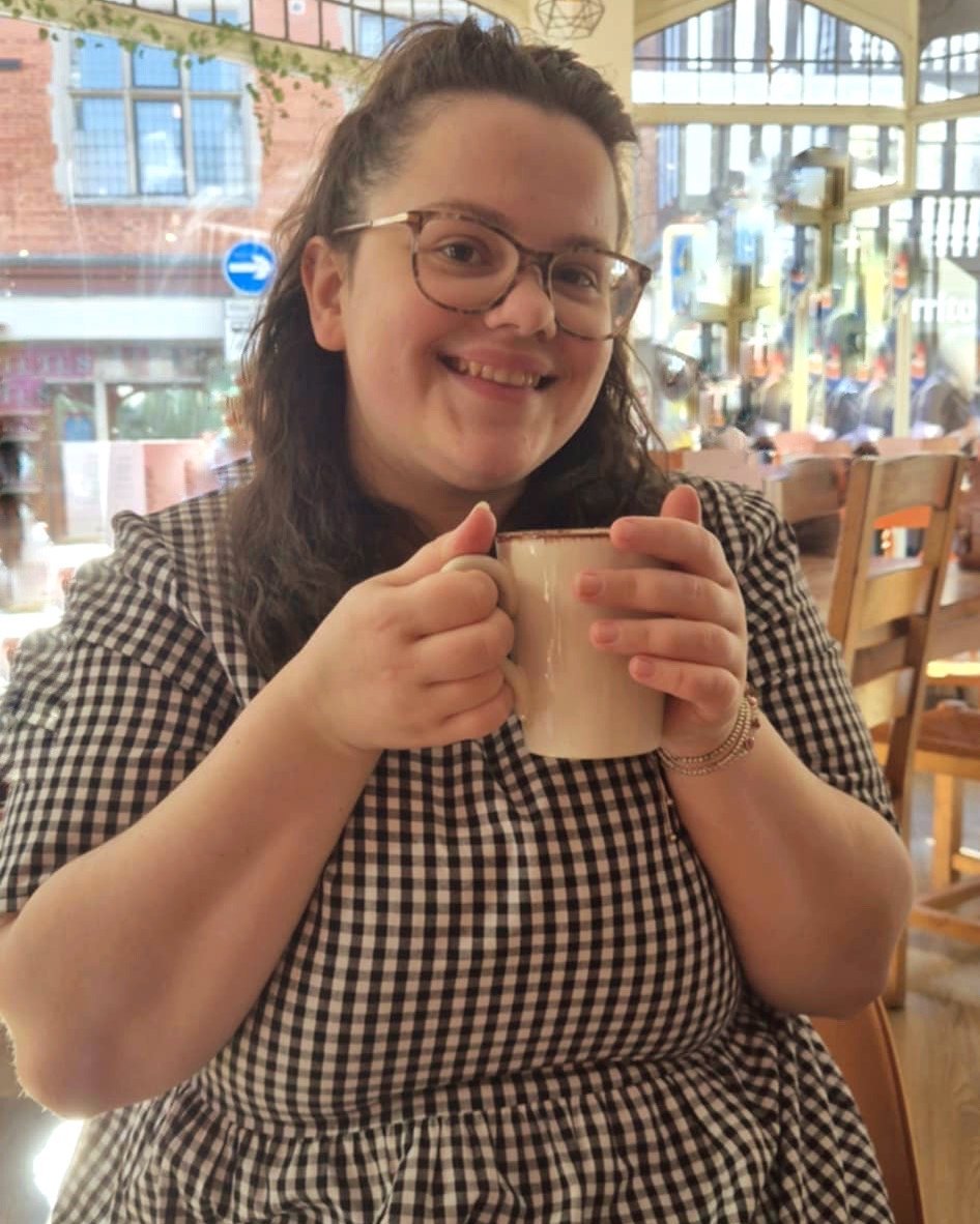 Ever wished you could sit down with someone over a cuppa (coffee, tea or hot choc - your choice ☕) and just talk through all the creative ideas buzzing around your head?💭

Whether you&rsquo;re feeling overwhelmed, stuck with your content, or just ne