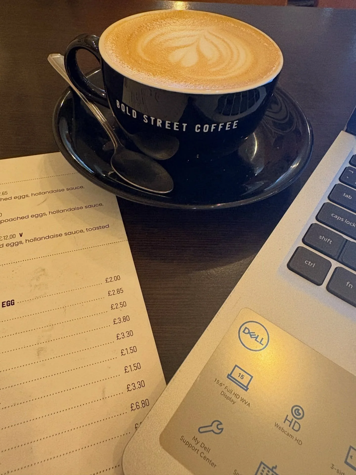 There&rsquo;s something about getting out of the house that just shifts things✨

New surroundings, different conversations in the background, noticing little details you&rsquo;d usually walk past&hellip; it all adds up. Half of my content ideas come 