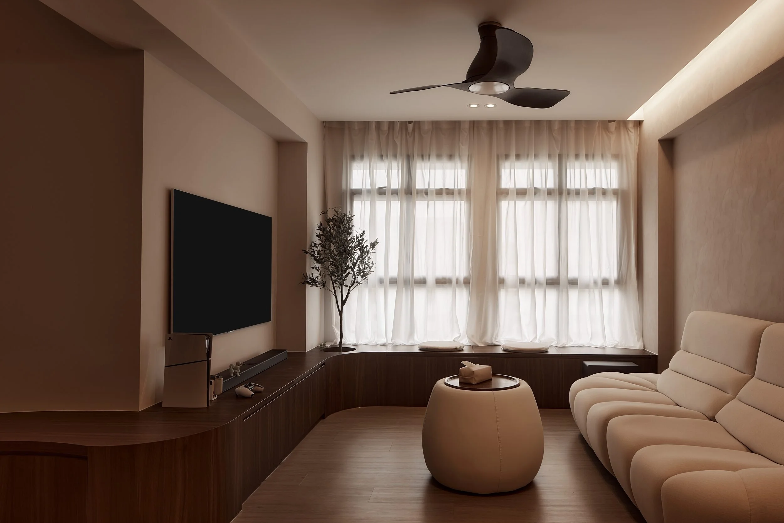 Blk 309A Tengah Park Avenue #11-253 02.jpg