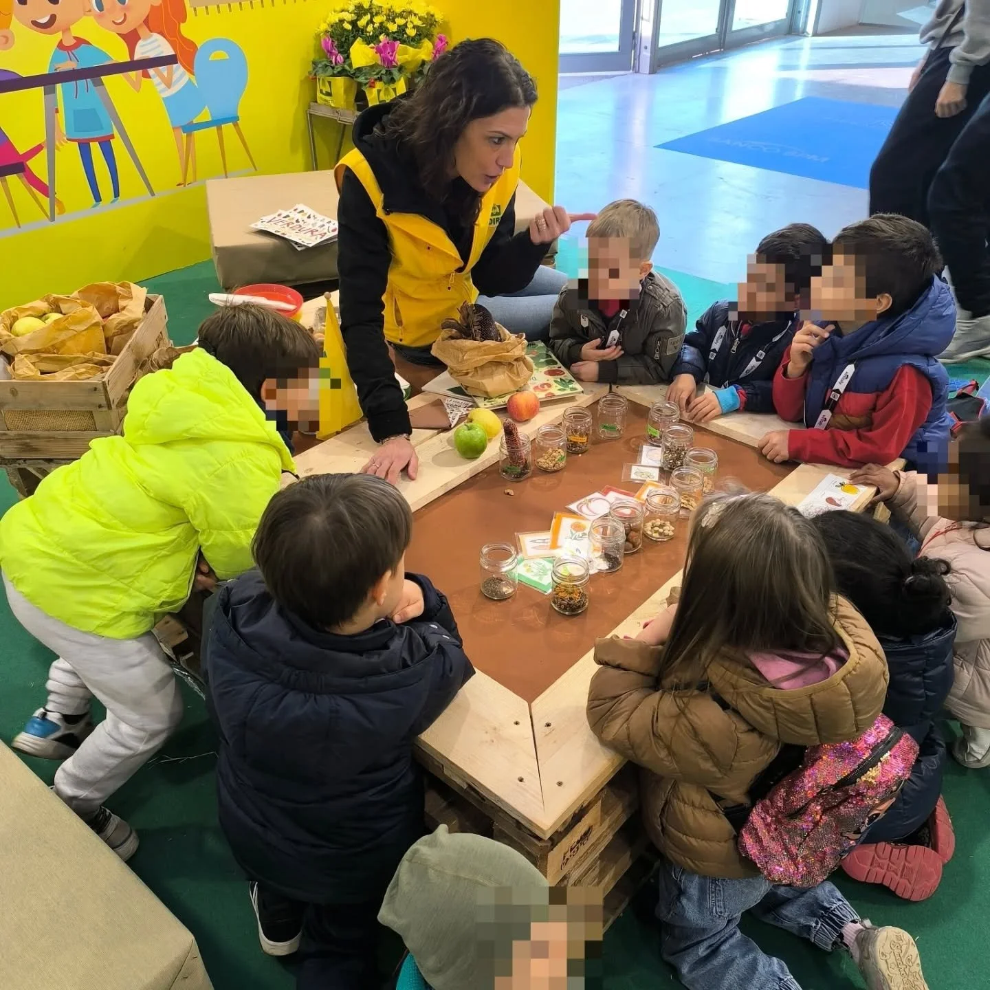 🌿
Un'altra bellissima opportunit&agrave; 
per parlare di natura 
ai bambini 
attraverso la natura.

@coldiretti_verona
Progetto didattico Semi'nsegni
"Il viaggio del semino: una merenda da raccontare"