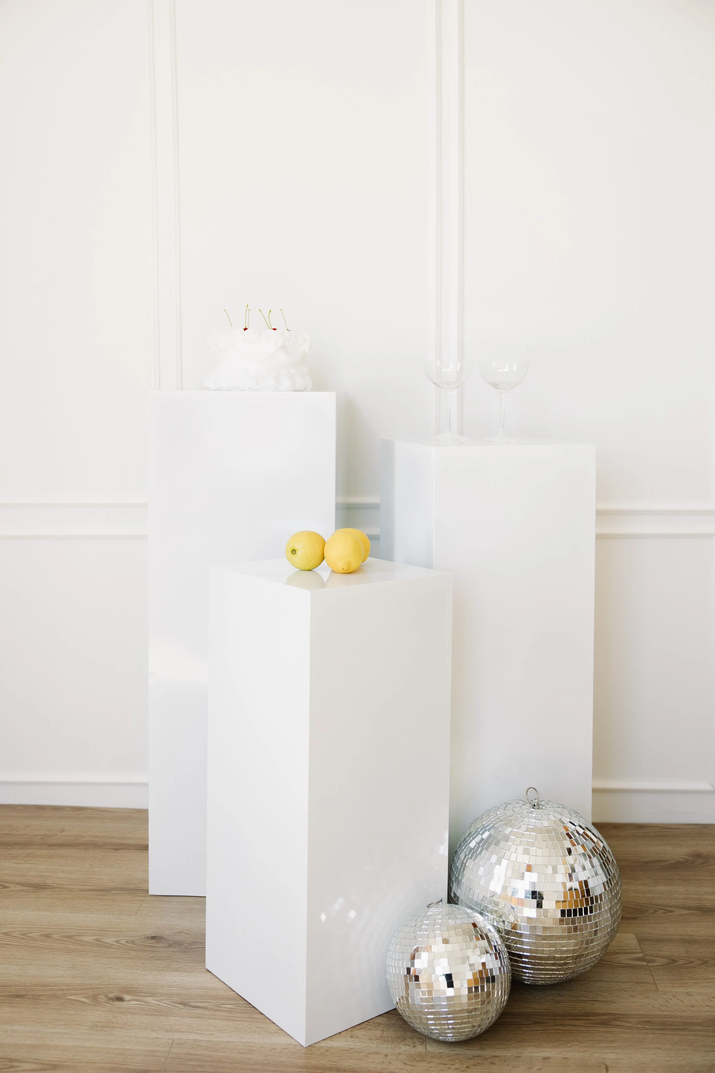 White Pedestal Set