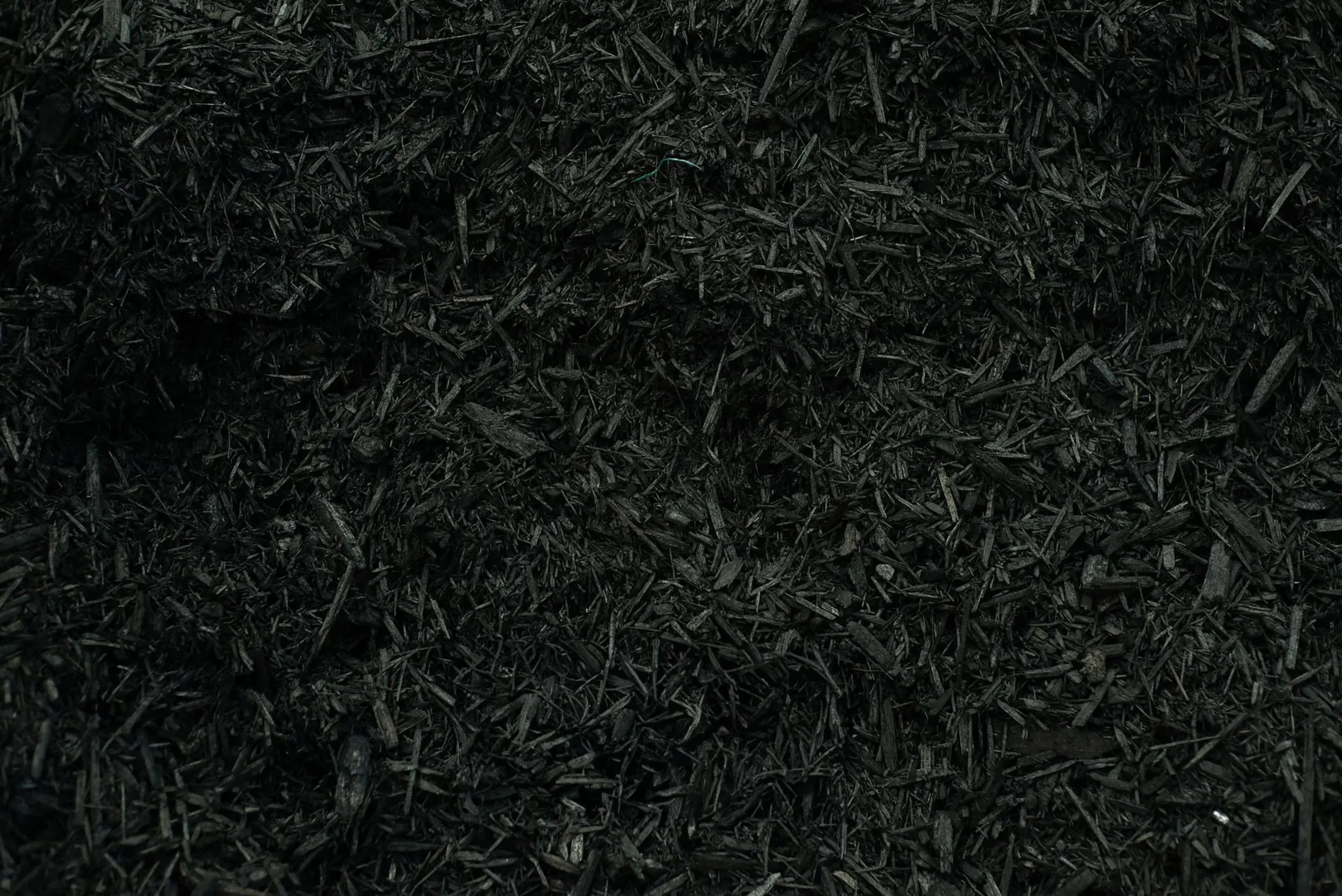Colored Platinum Mulch (Color Enhanced Black)