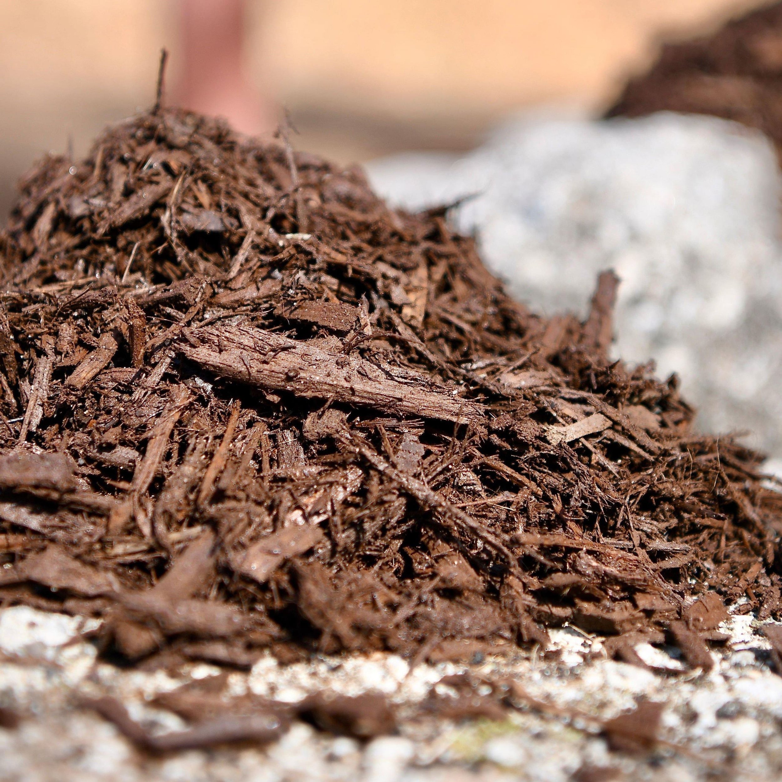 natural-hardwood-mulch2-1.jpg