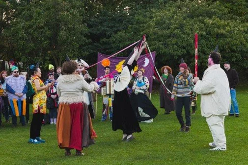 Sett Photo 1.jpg