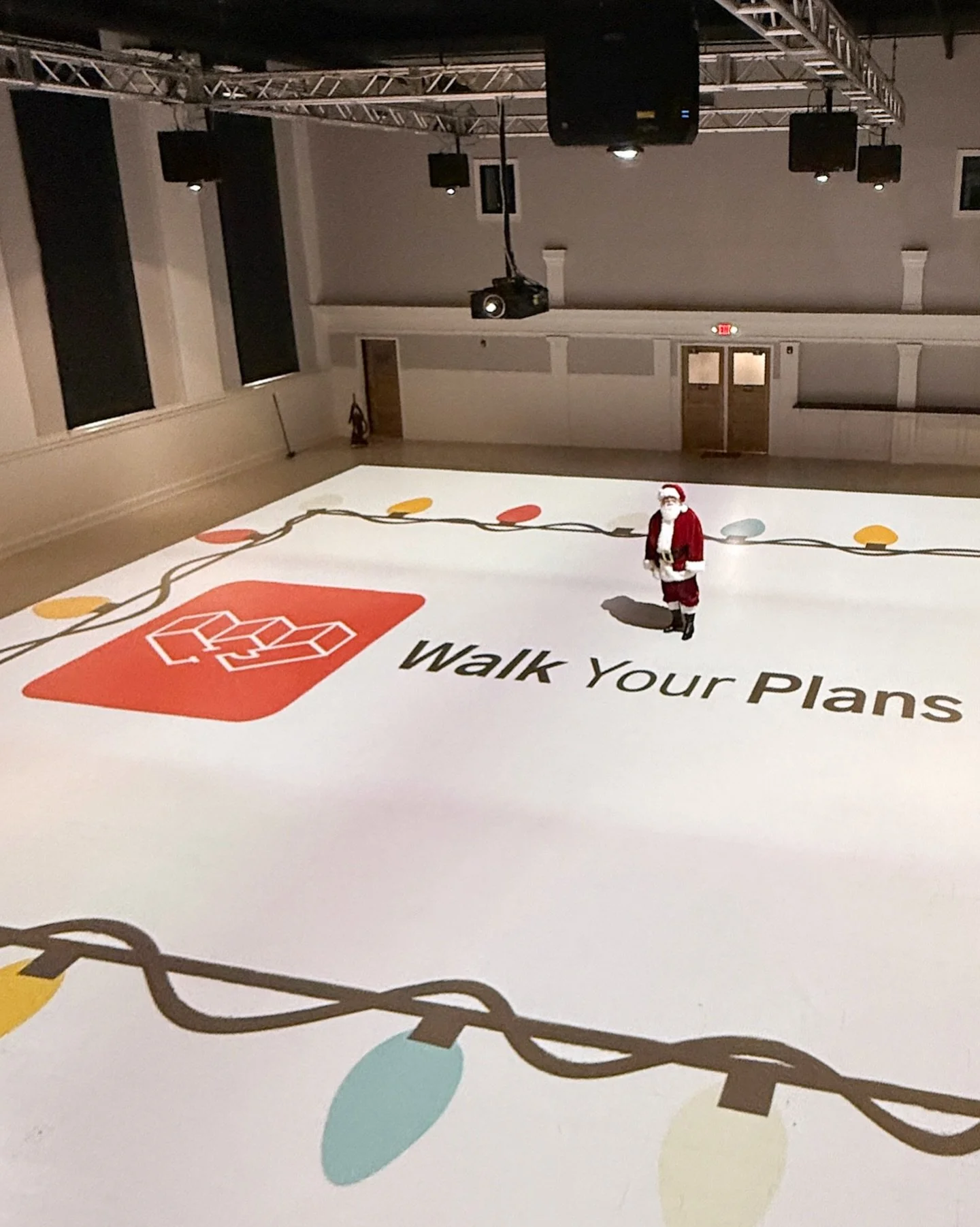 We hope you had a very merry Christmas! If Santa didn&rsquo;t deliver clarity for your 2026 build, we can. 🎁🎅

Let&rsquo;s walk your plans before you build. Click the link in our bio! 

#homedesign #newbuild #construction #building #design