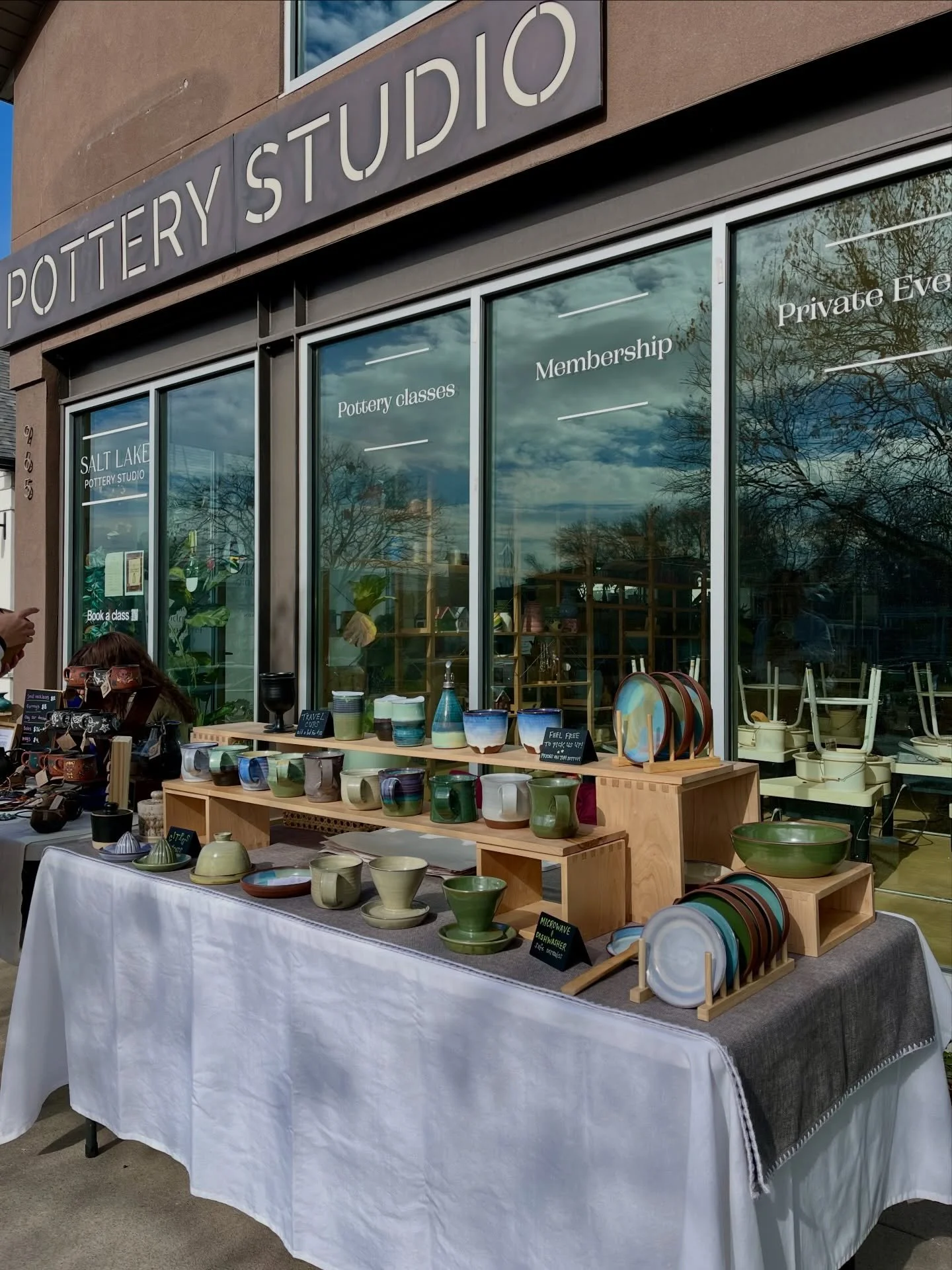 Tomorrow!! Come celebrate 3 years of @saltlakepotterystudio 🐝

I&rsquo;ll be selling some of my work alongside so many amazing potters. Hope to see you there!