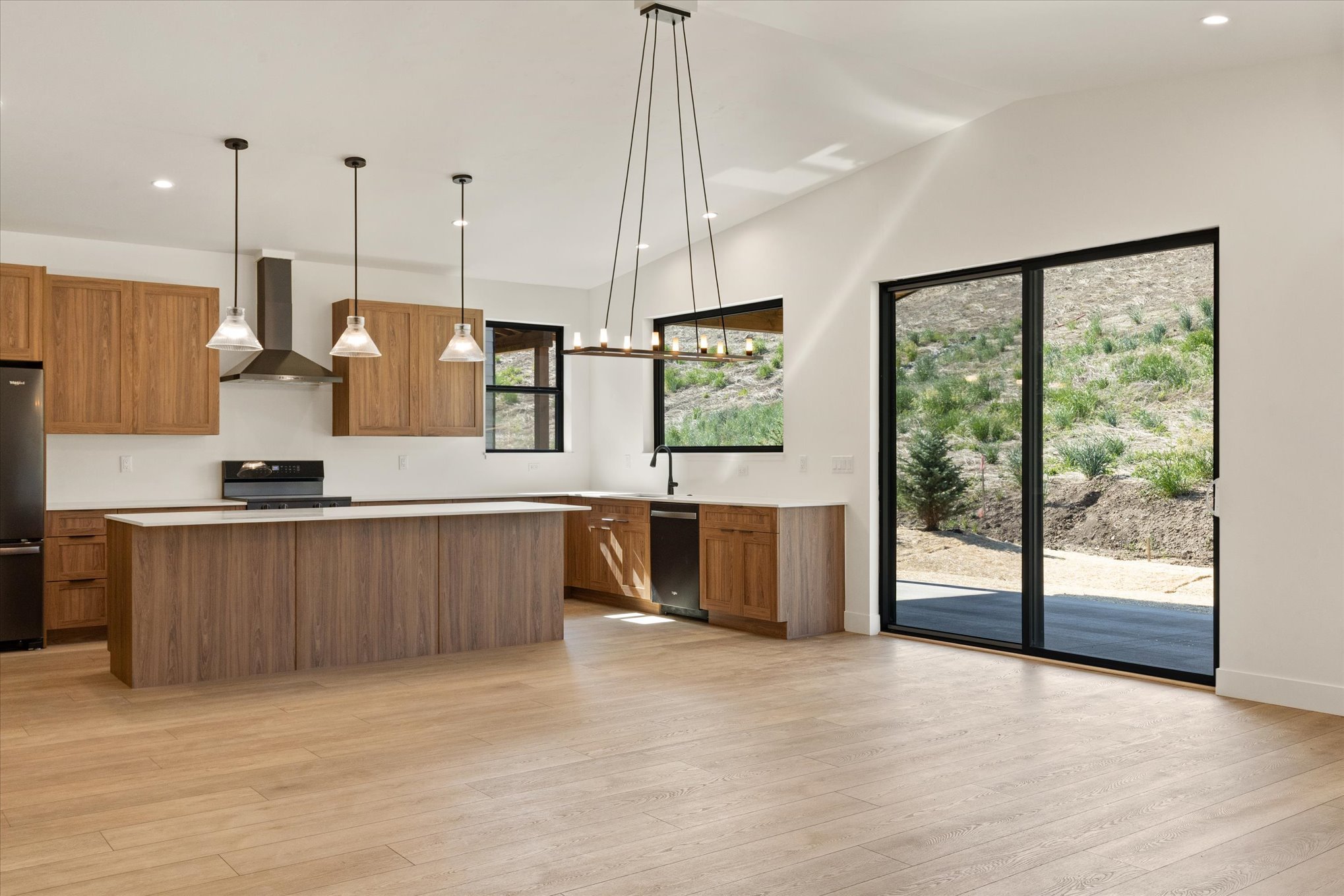 33-3235 Emerson Trail (15).jpg