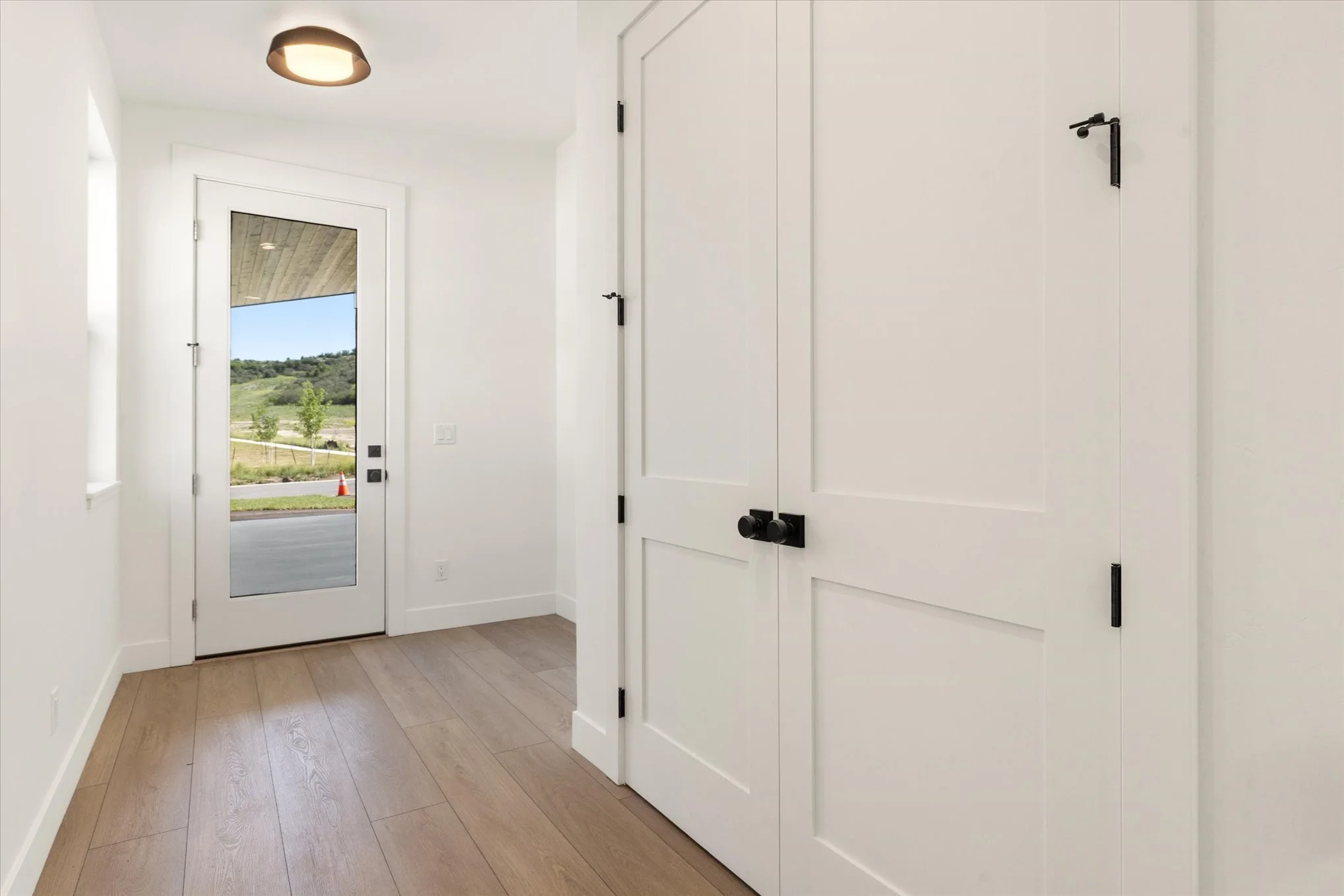 29-3235 Emerson Trail (11).jpg