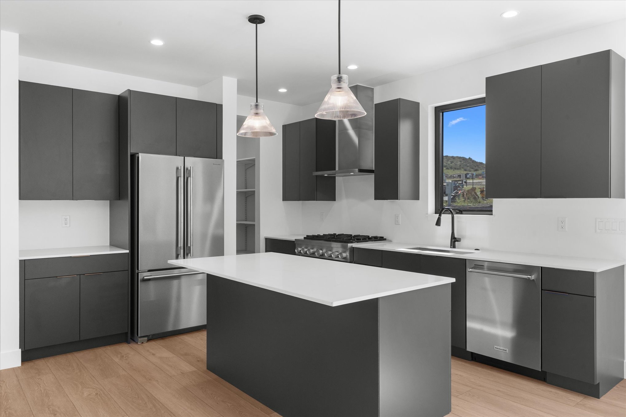 51-3199 Emerson Trail.jpg