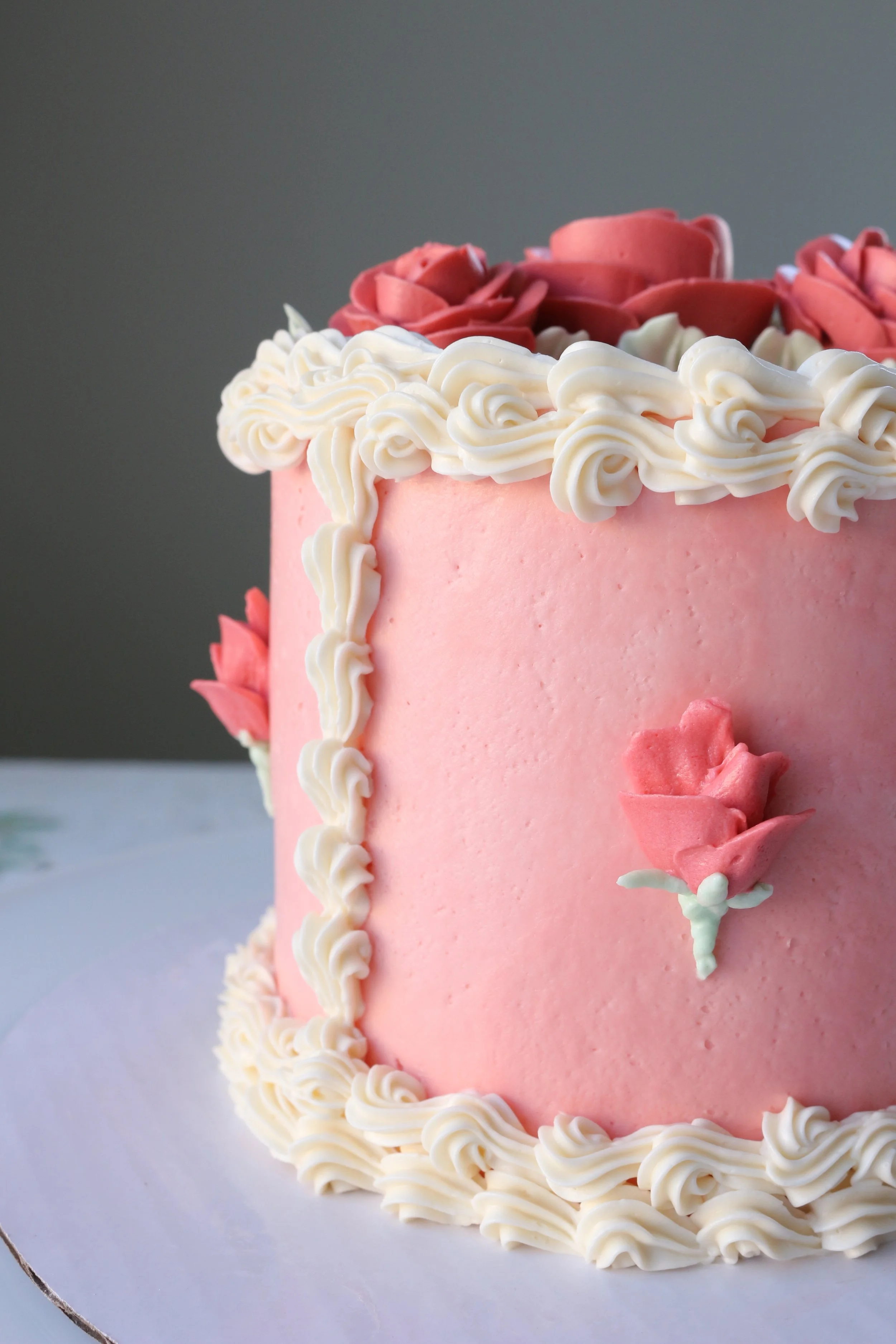 Vintage piping on a Valentine's Day Cake. Cakes by Caroline.