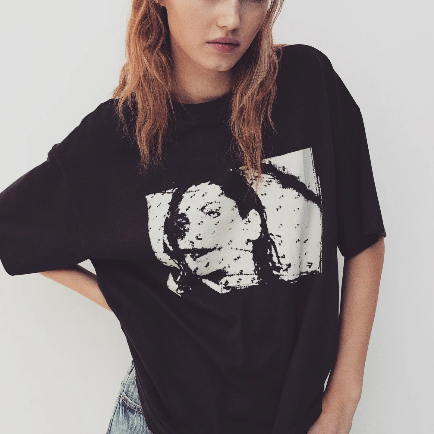I'm going to skip to the chase.
This isn&rsquo;t me on this H&amp;M tshirt. 
It&rsquo;s Xiola&mdash;Perry&rsquo;s ex-girlfriend before we started dating.
She died of a drug overdose at 19.
She was everything: perfect beauty, talent, brains, style, pe