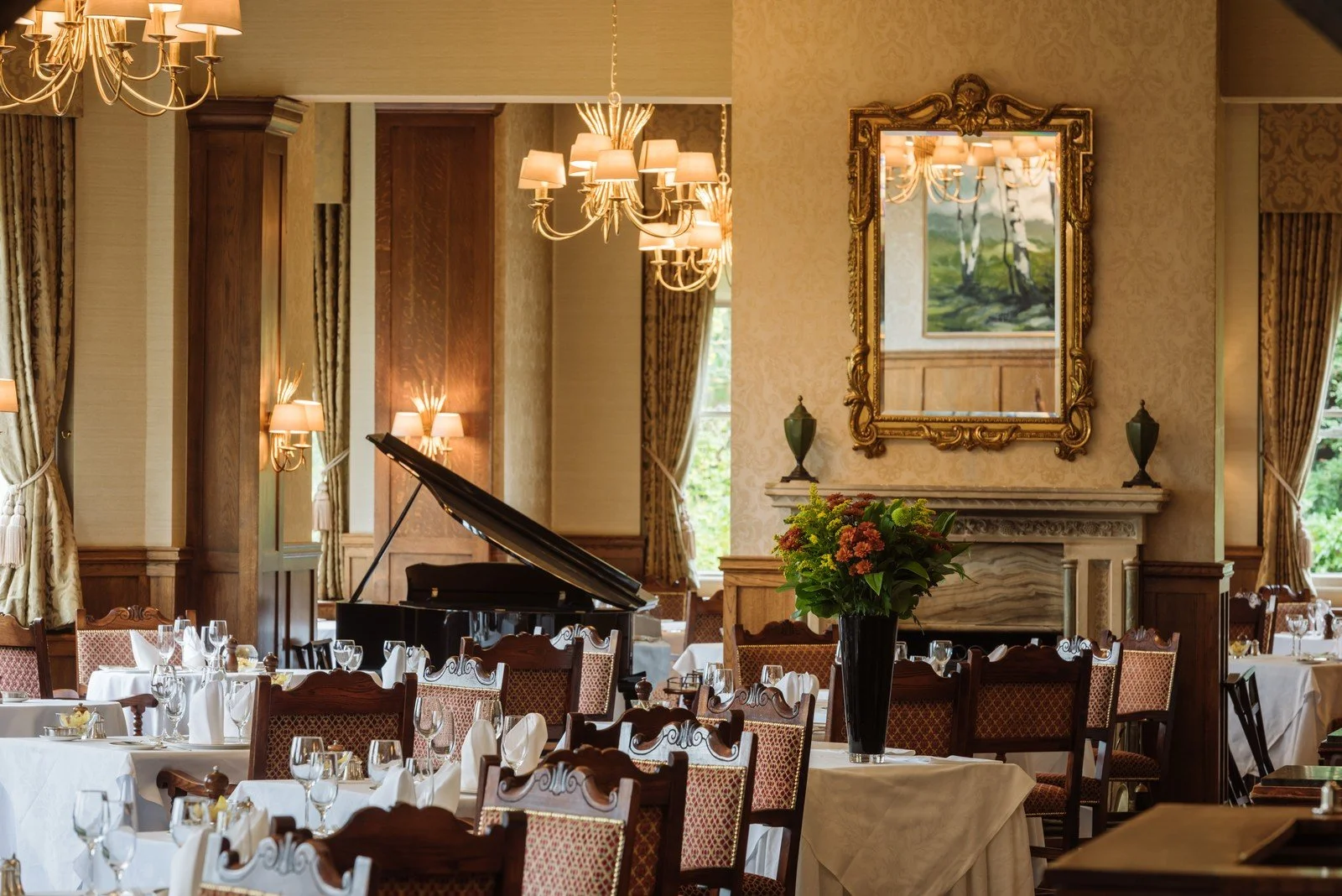 Ashdown Park Hotel & Country Club family dining.jpg