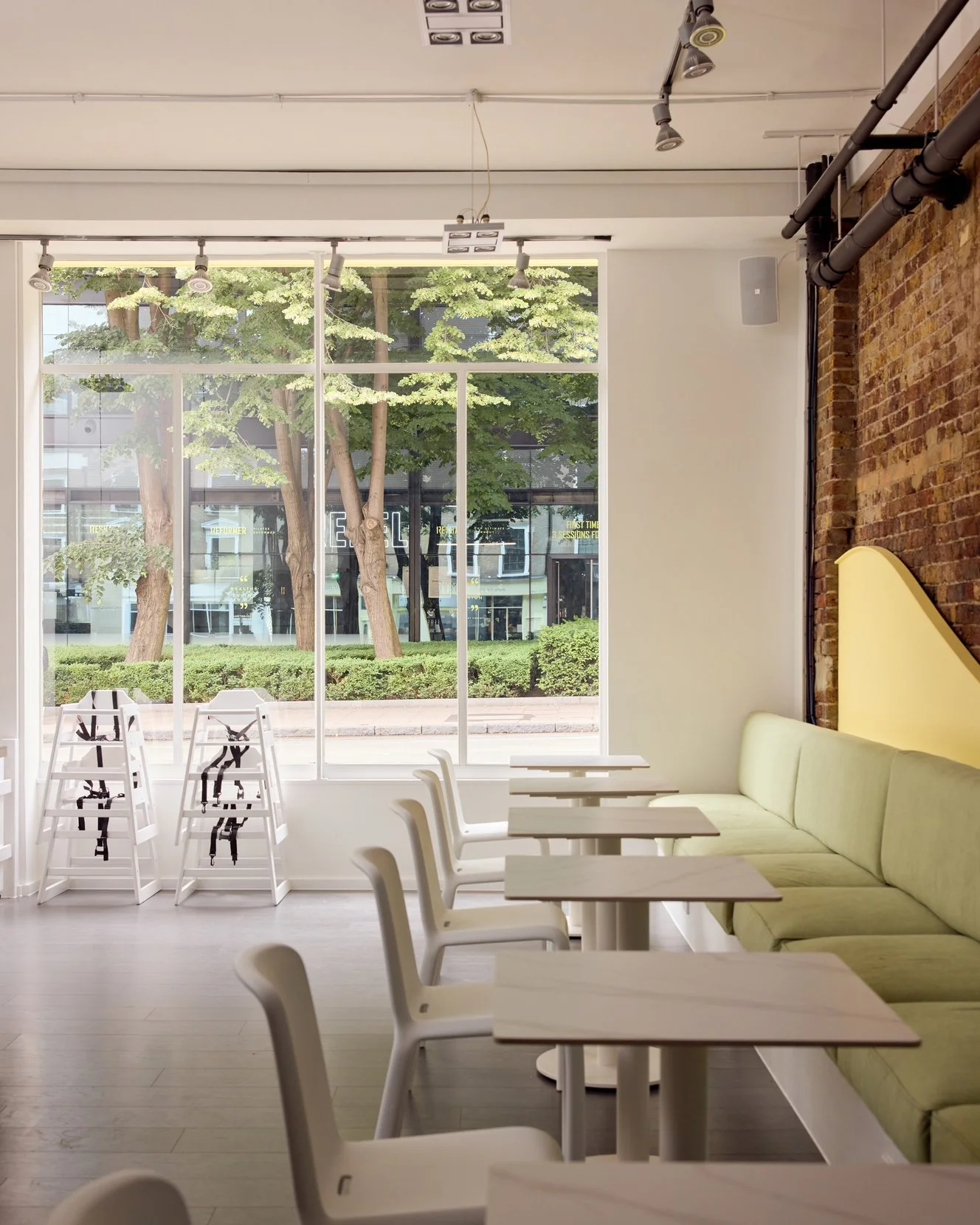 MOME London play cafe