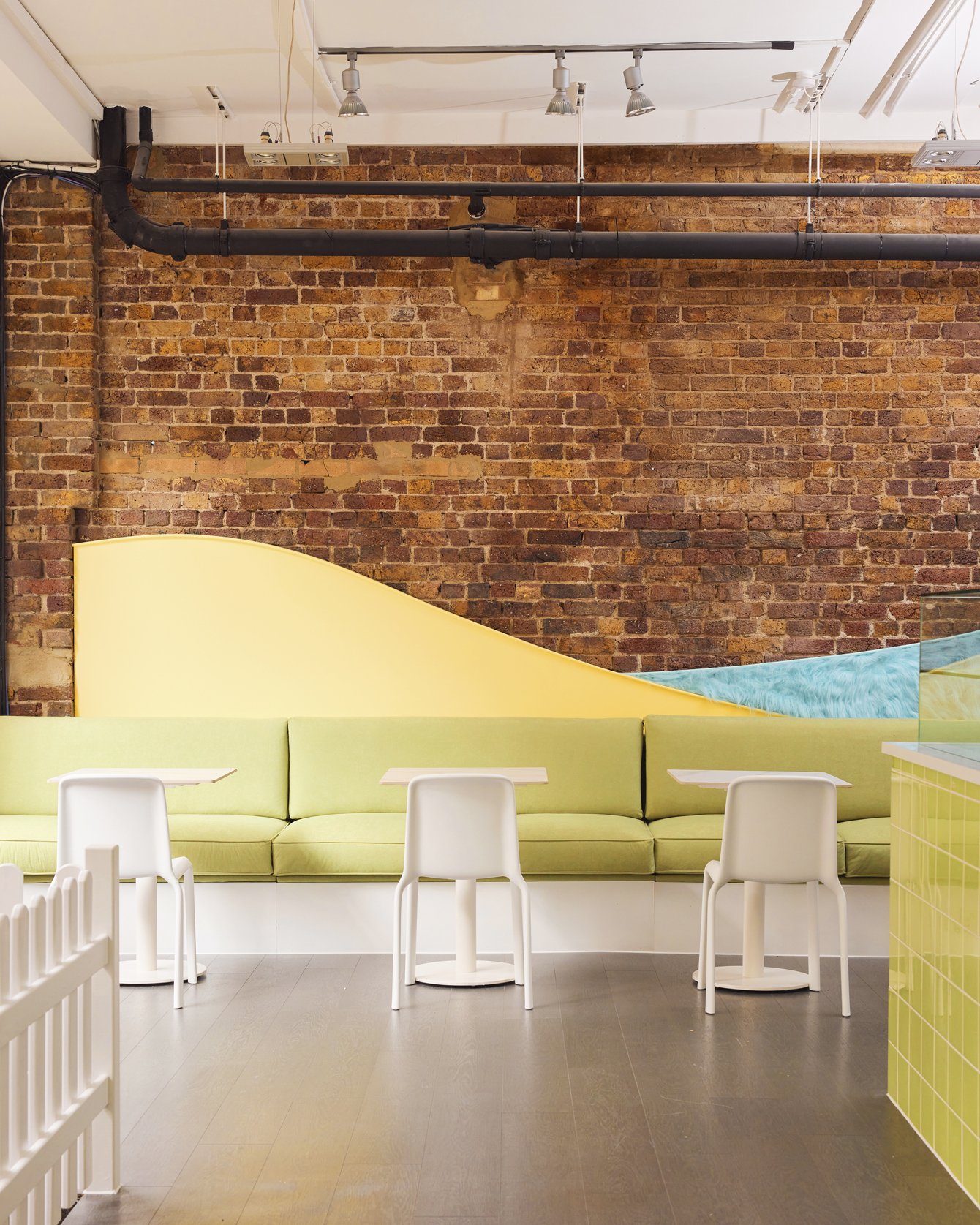 MOME London play cafe