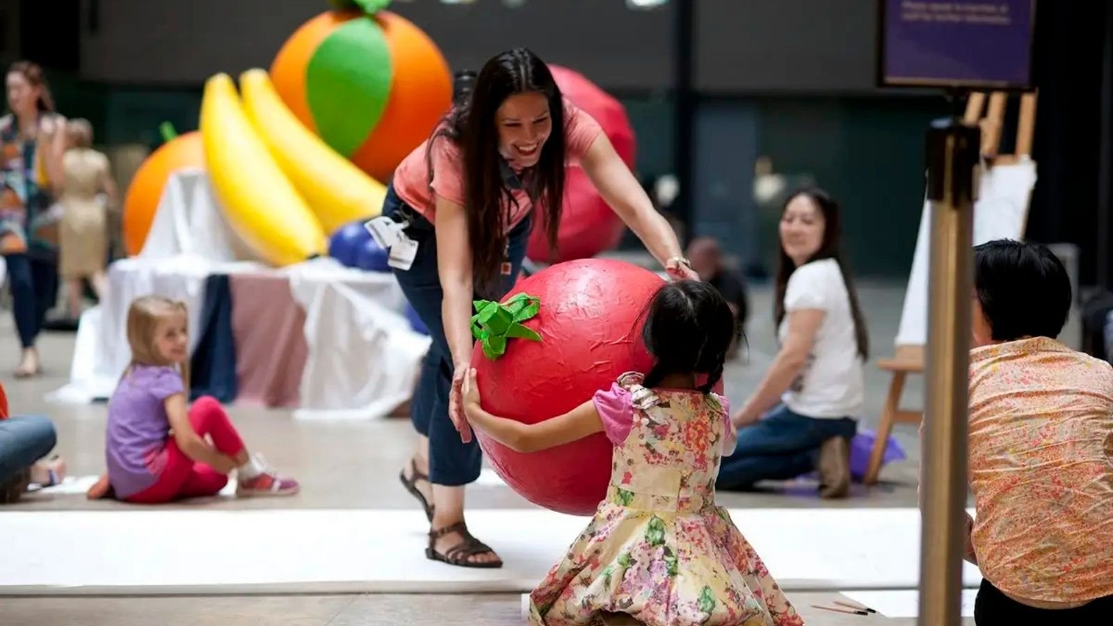 Best art galleries in London for kids: A family day out guide