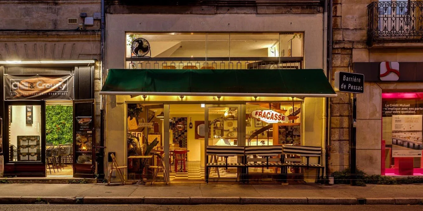 salle terrasse  bar privatisation vintage bar atypique pub restaurant microbrasserie craft beer Talence bordeaux