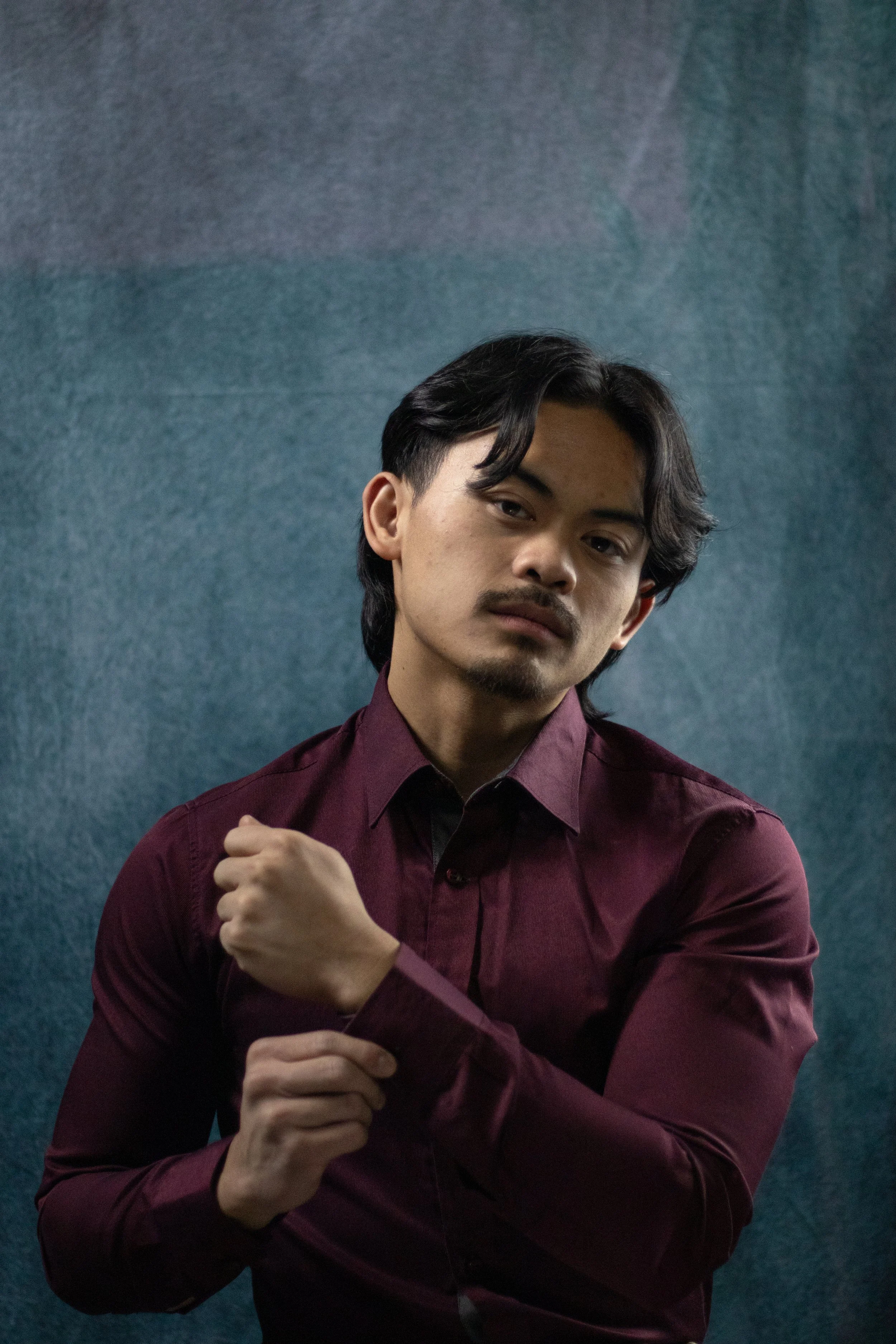 Victor-Headshots-31.jpg