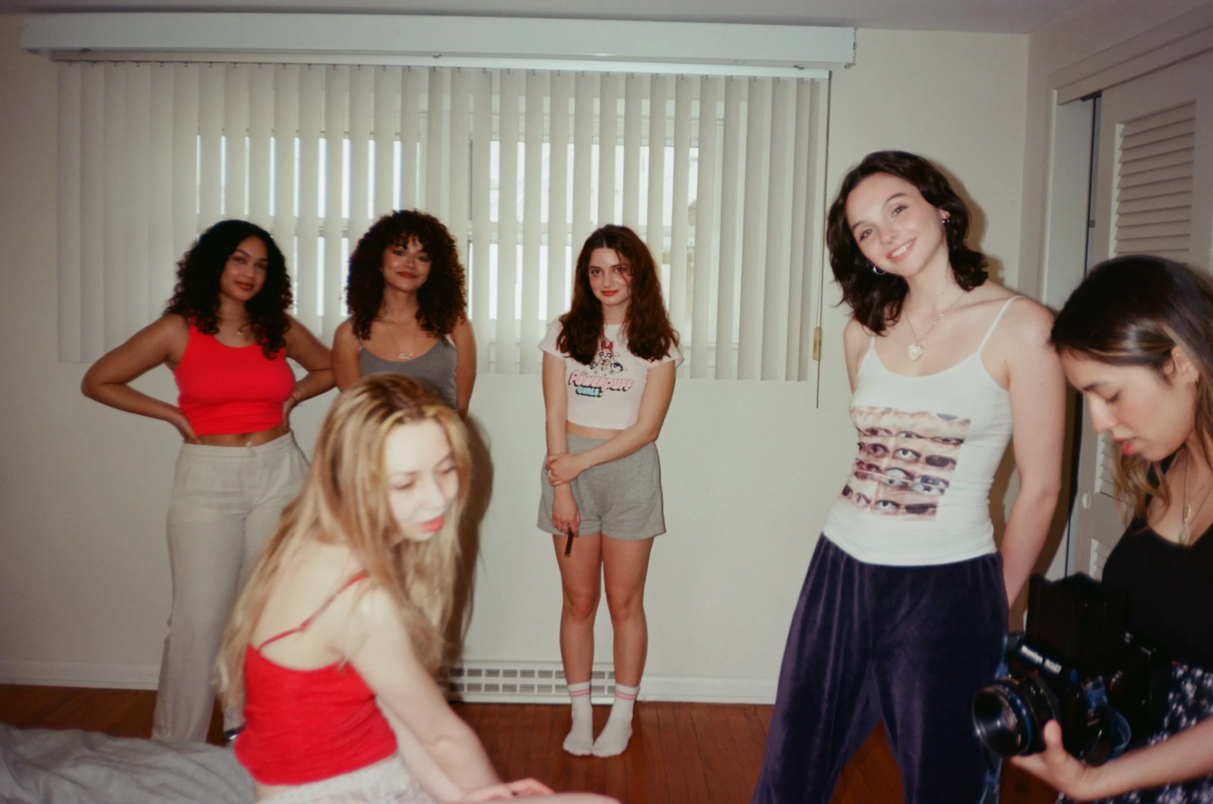 50198_EAC_003_28.jpg