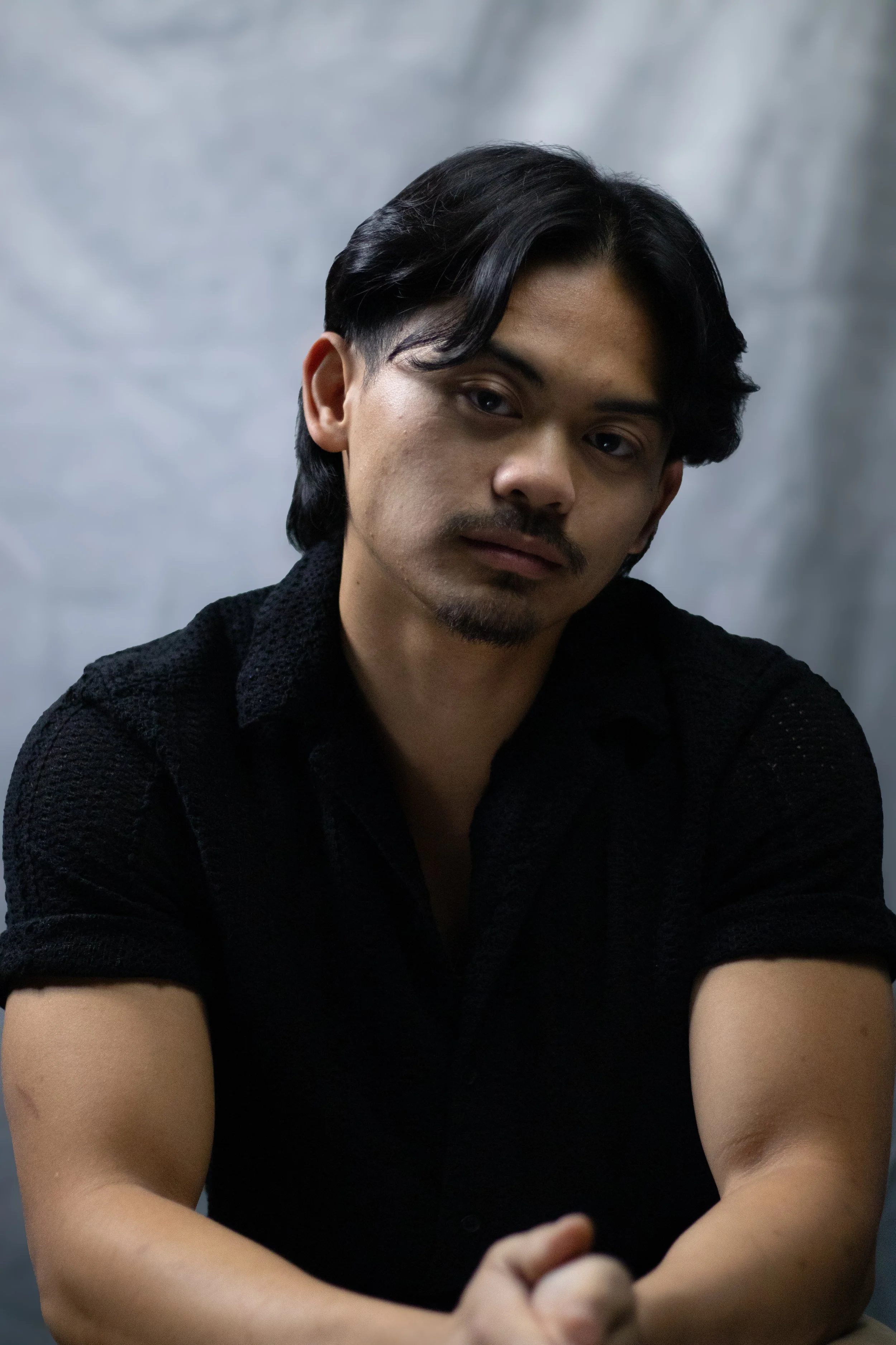 Victor-Headshots-23.jpg