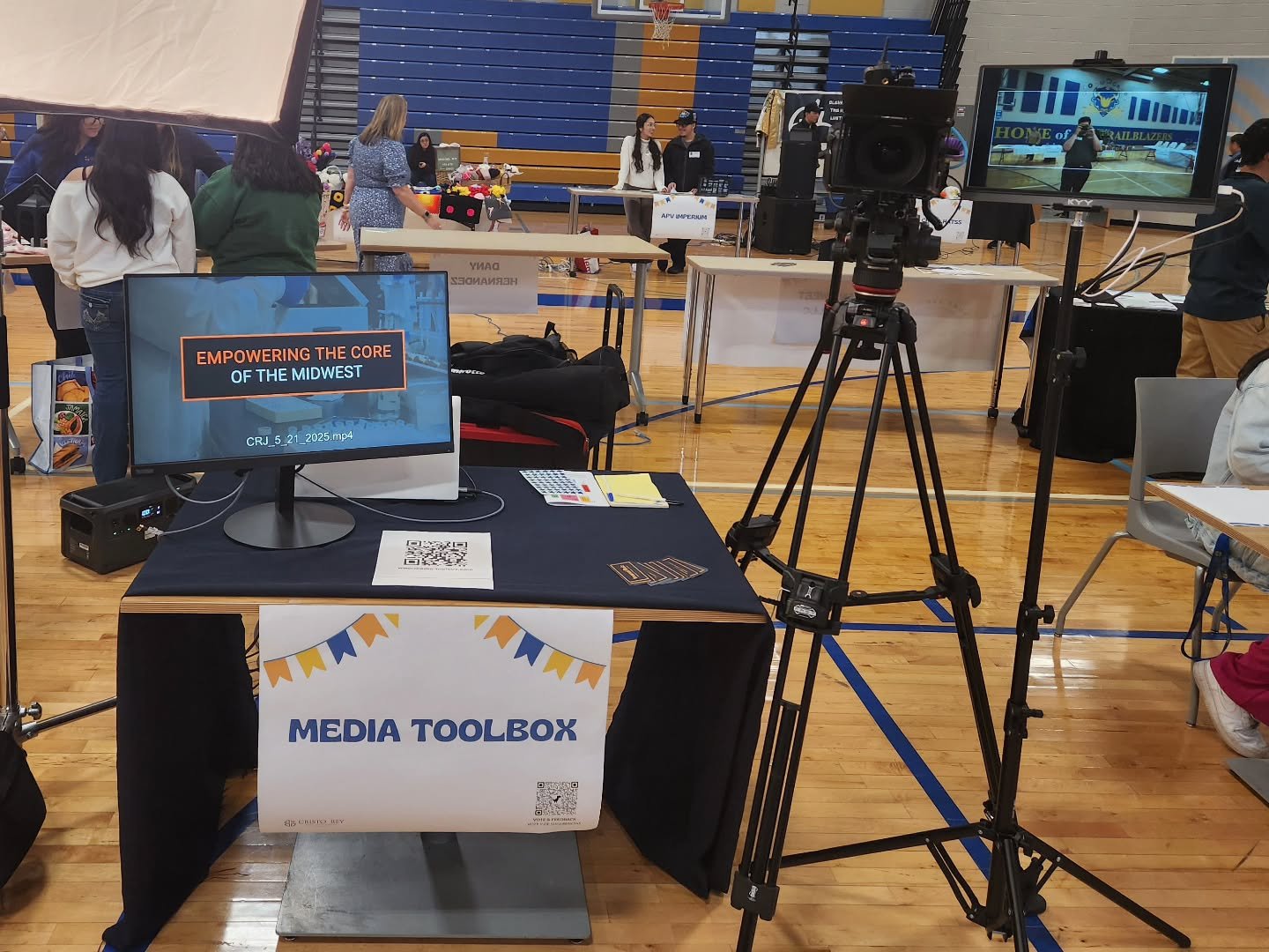 A few weeks ago, we had the chance to be part of @cristoreymke &lsquo;s first Small Business Fair. 

Being there, setting up our booth, sharing our work, and connecting with students - it reminded us why we do what we do. It&rsquo;s easy to get caugh